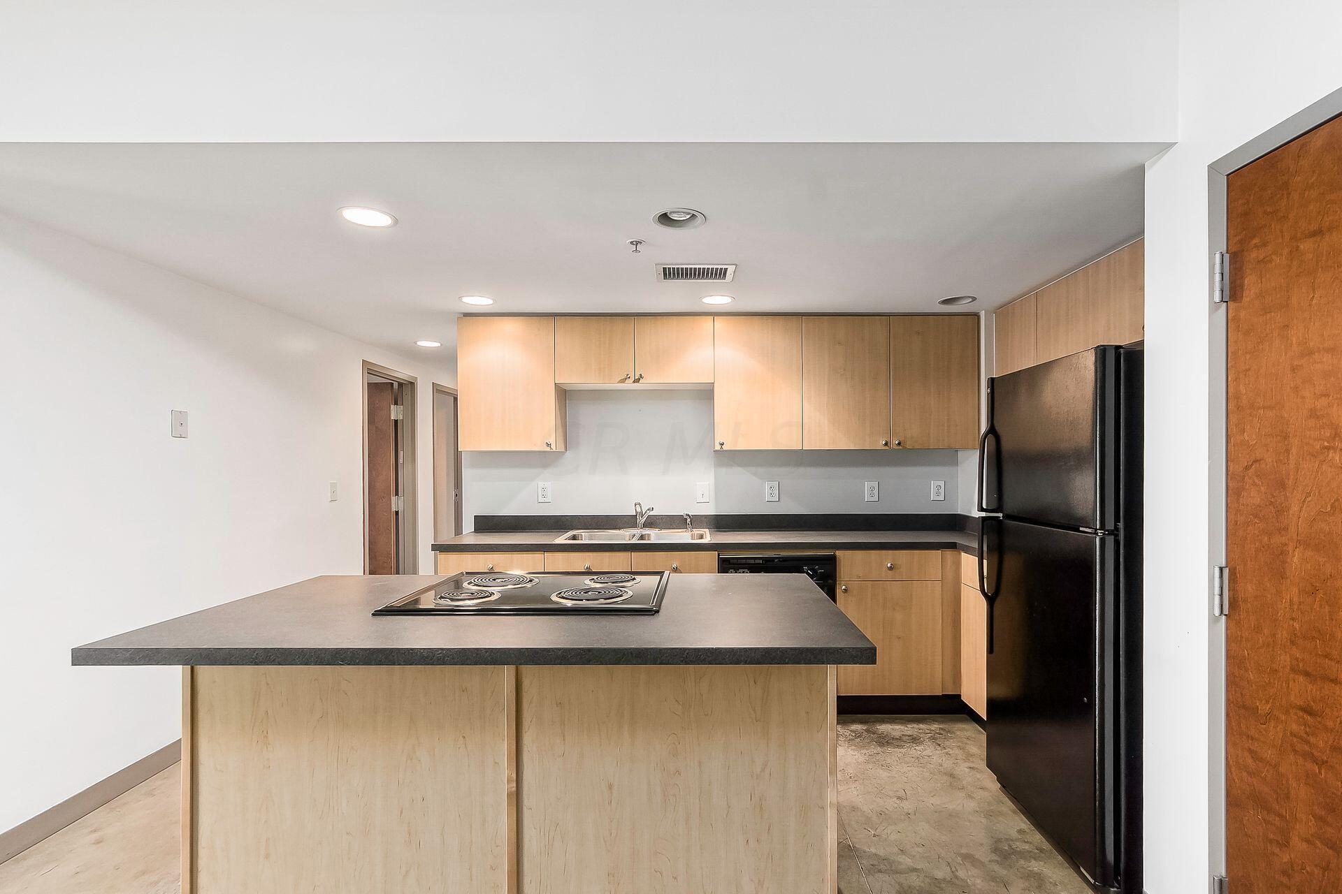 767 N High Street, R-201