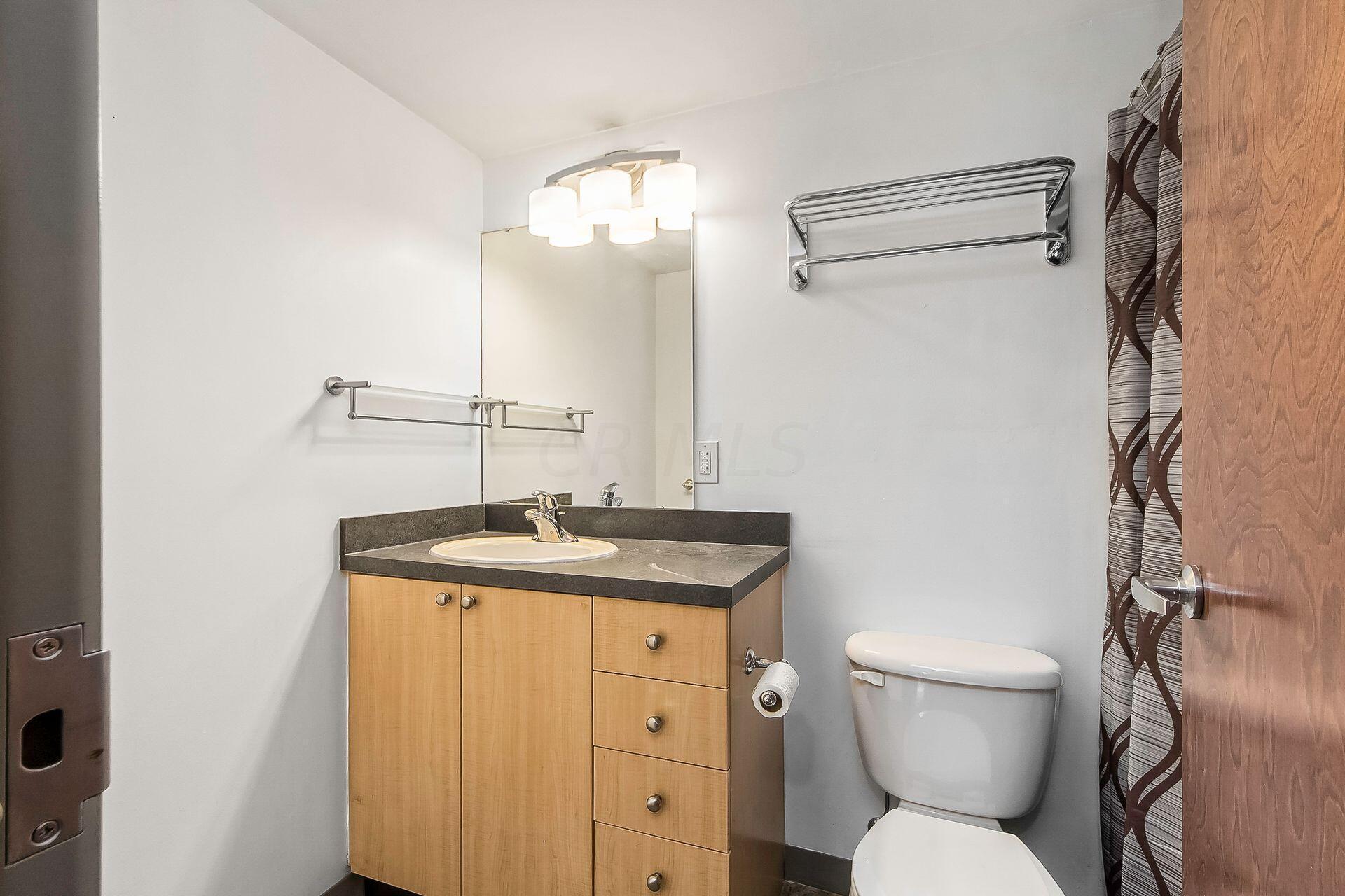 767 N High Street, R-201