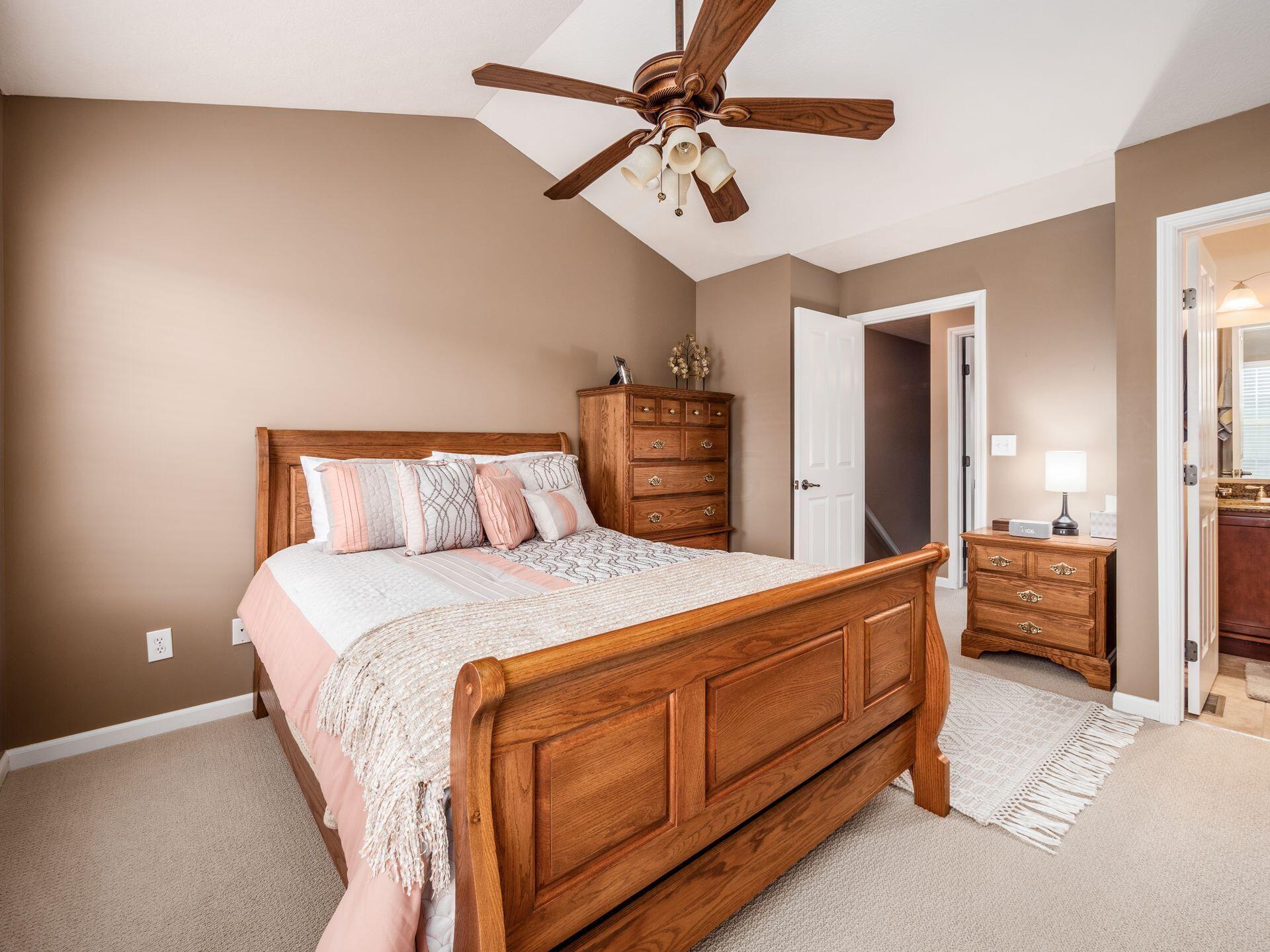 8302 Bruntsfield Road