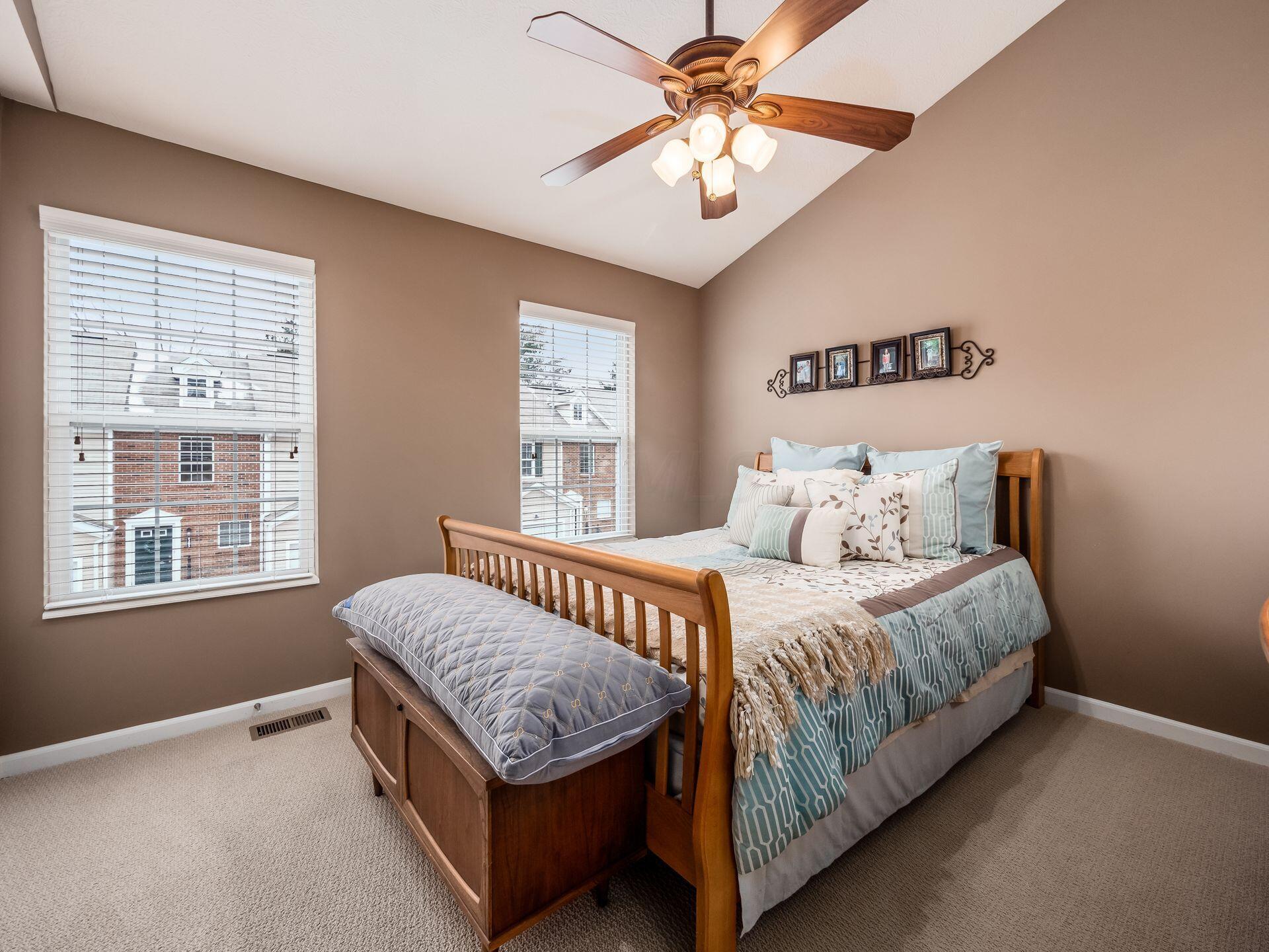 8302 Bruntsfield Road