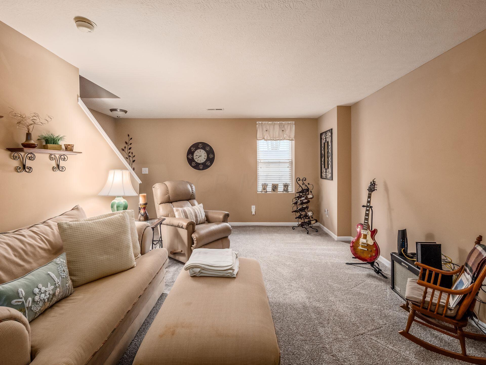 8302 Bruntsfield Road