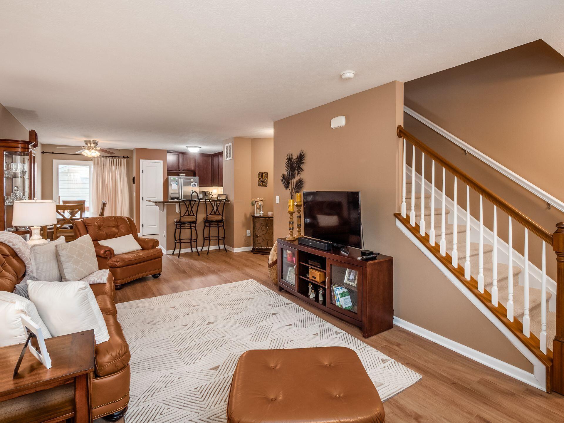 8302 Bruntsfield Road