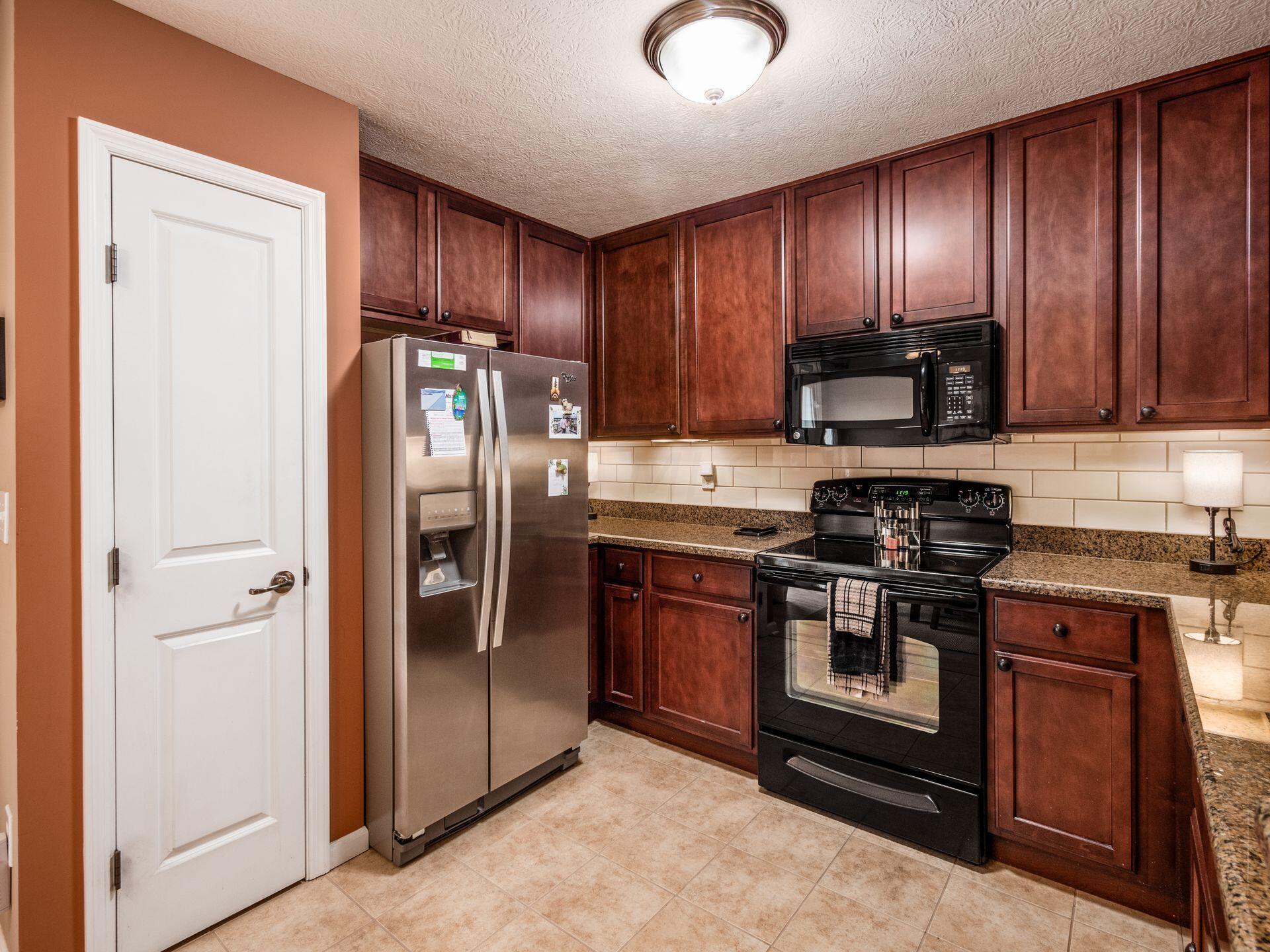 8302 Bruntsfield Road