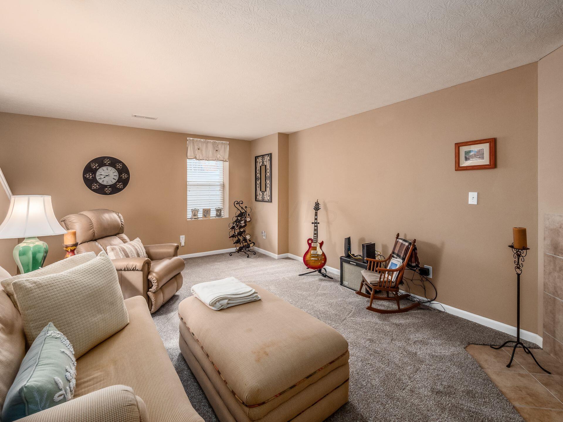 8302 Bruntsfield Road