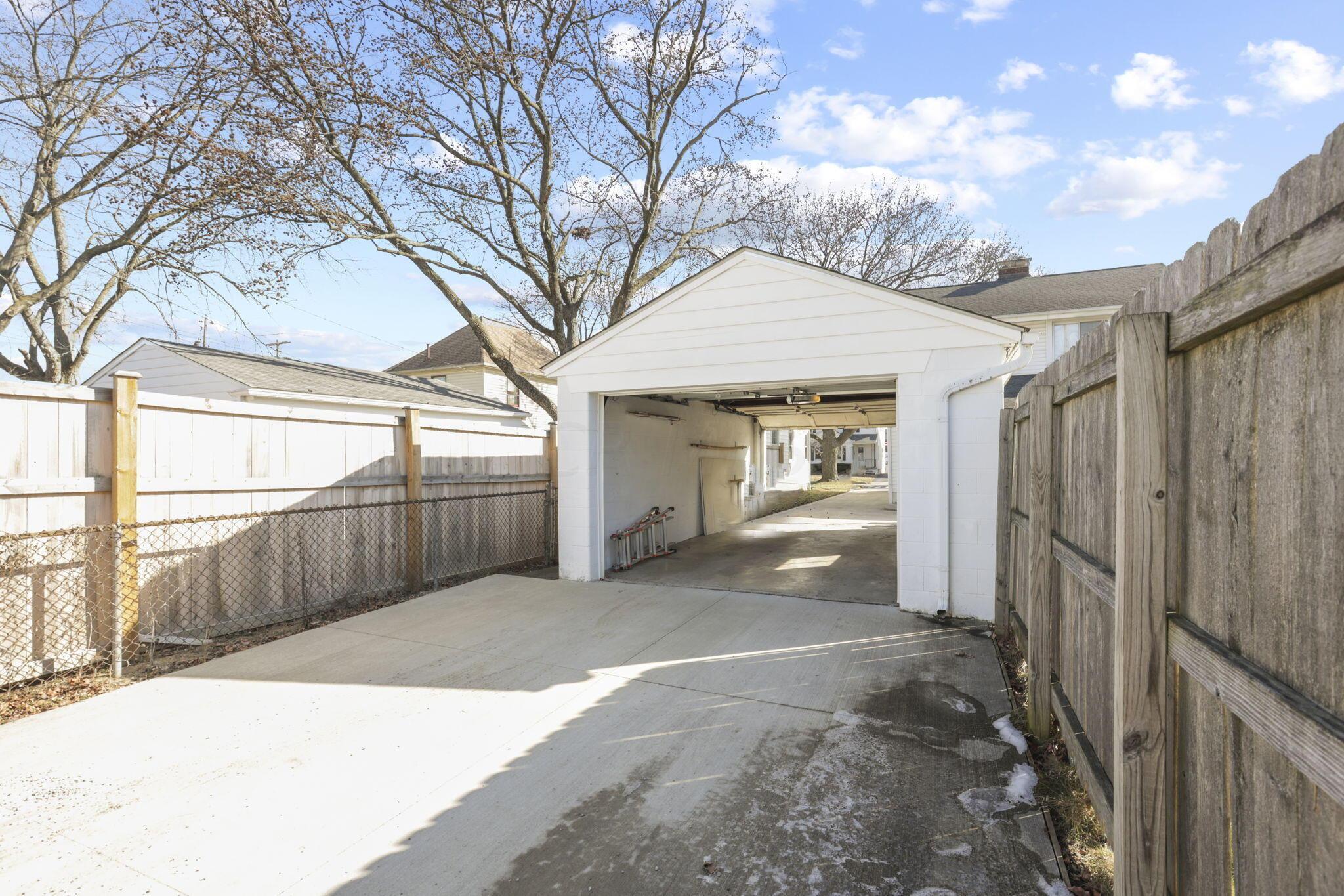 1409 Virginia Avenue