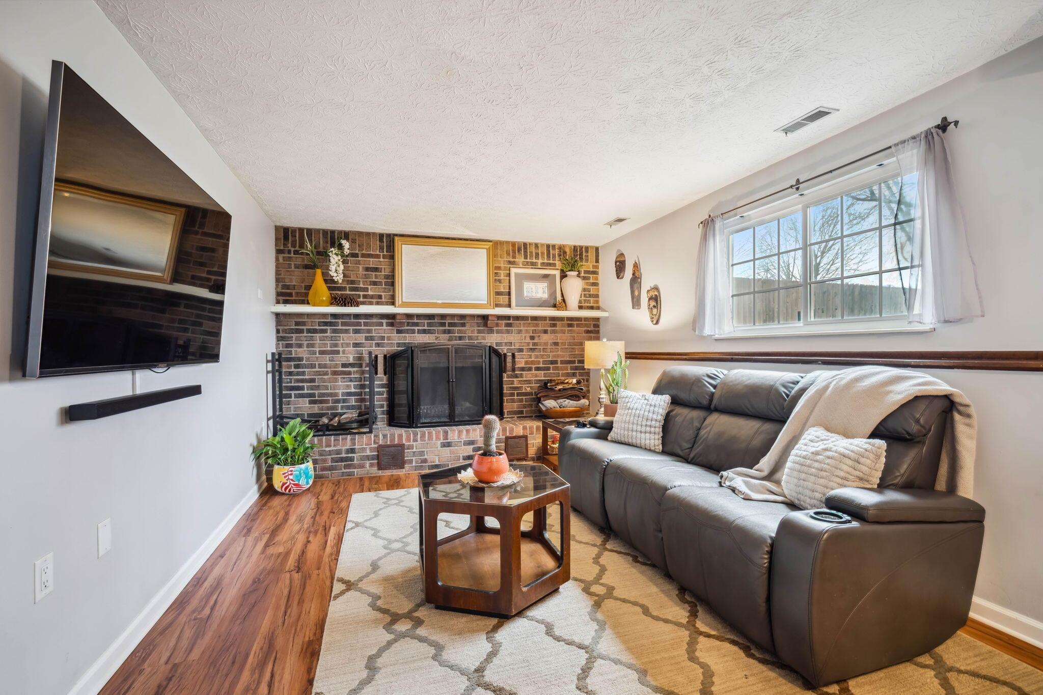 8346 Seabright Drive