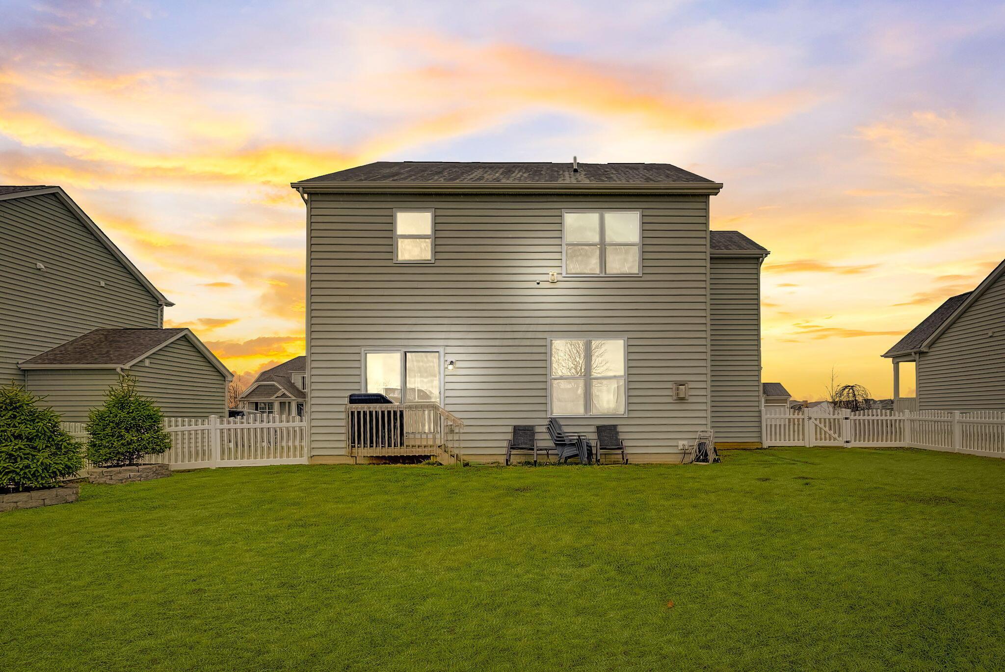 12244 Prairie View Drive NW