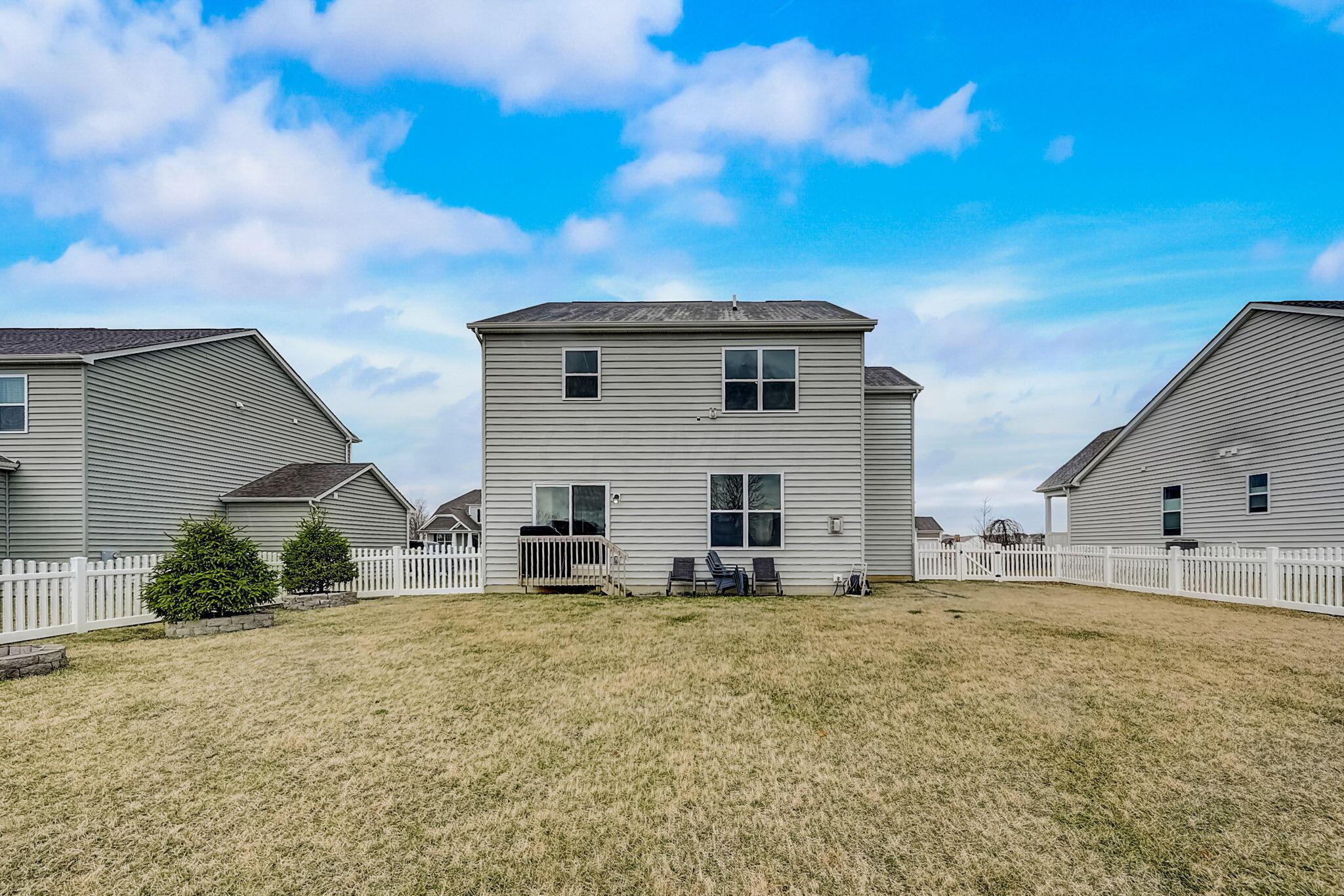 12244 Prairie View Drive NW