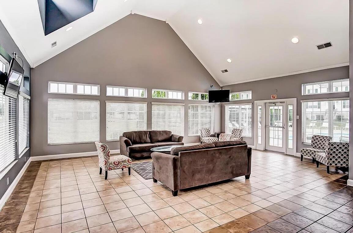 7208 W Campus Road, 25