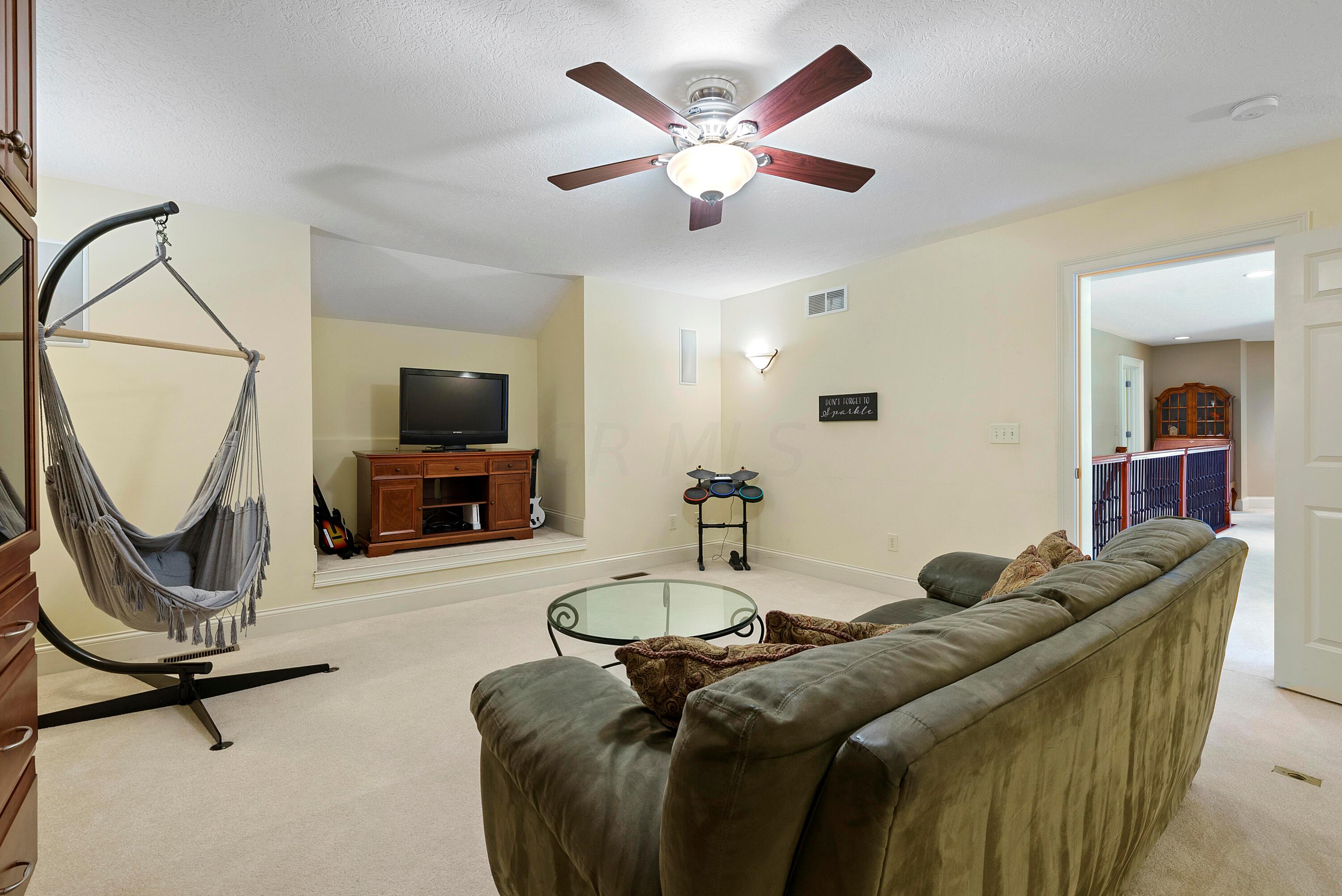 5516 Lynbrook Lane