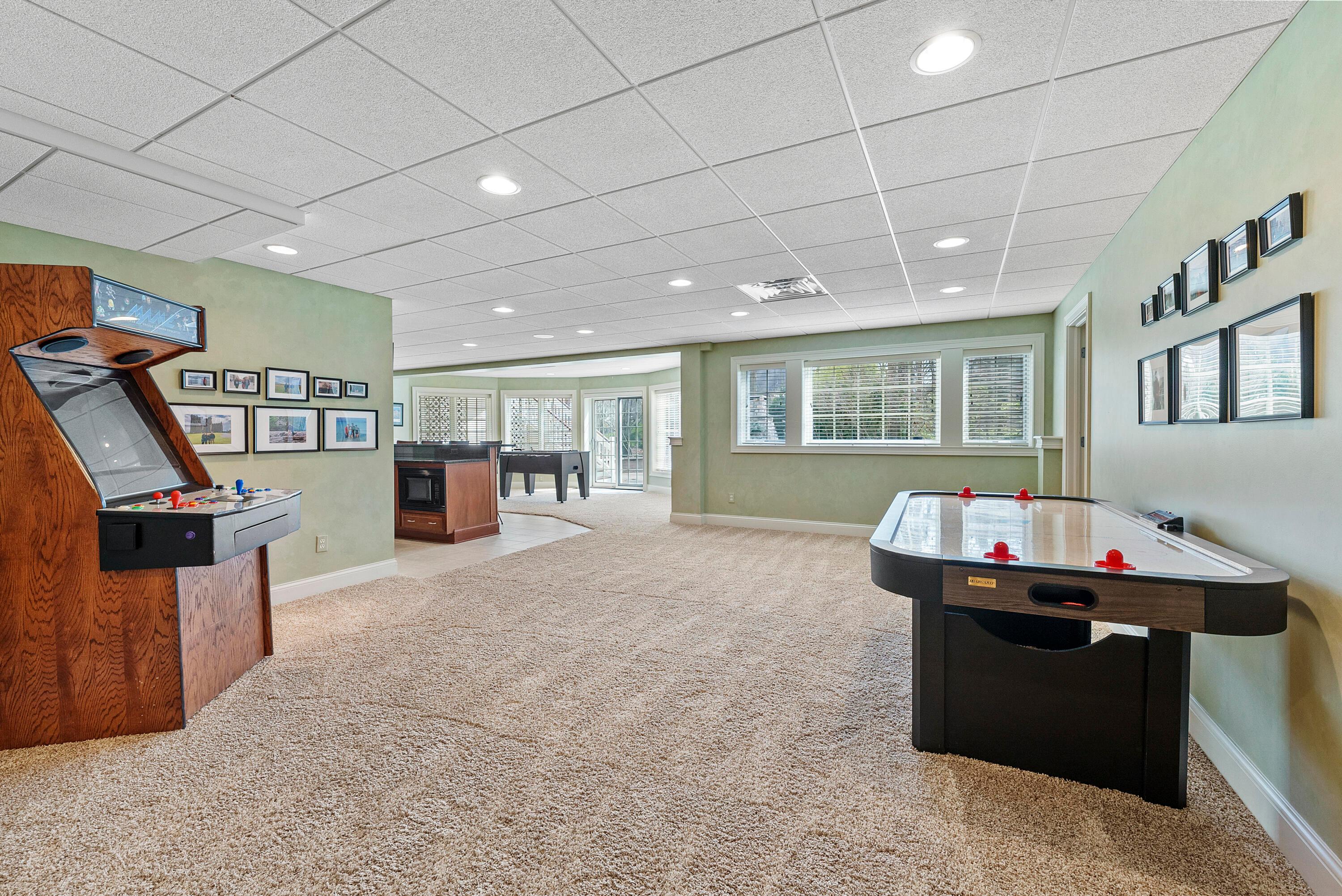 5516 Lynbrook Lane