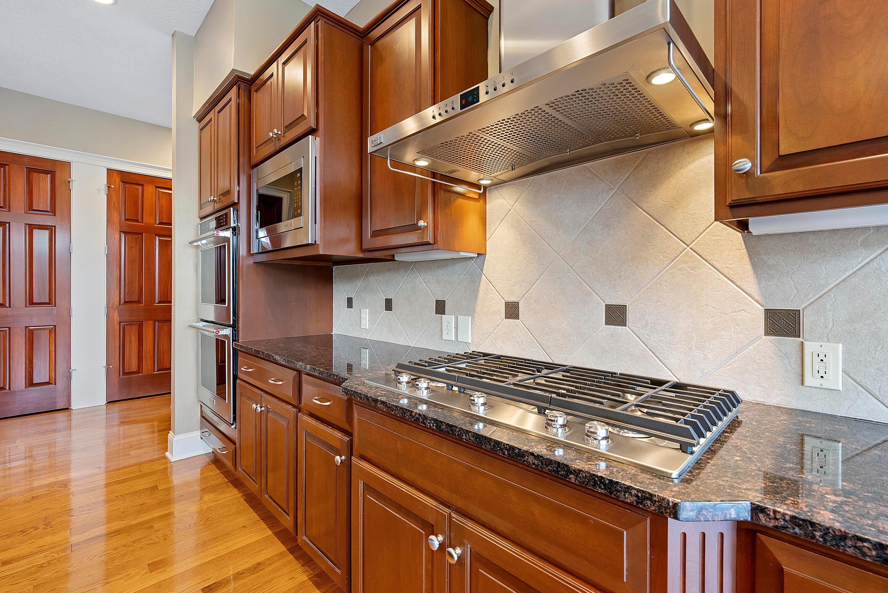 5516 Lynbrook Lane