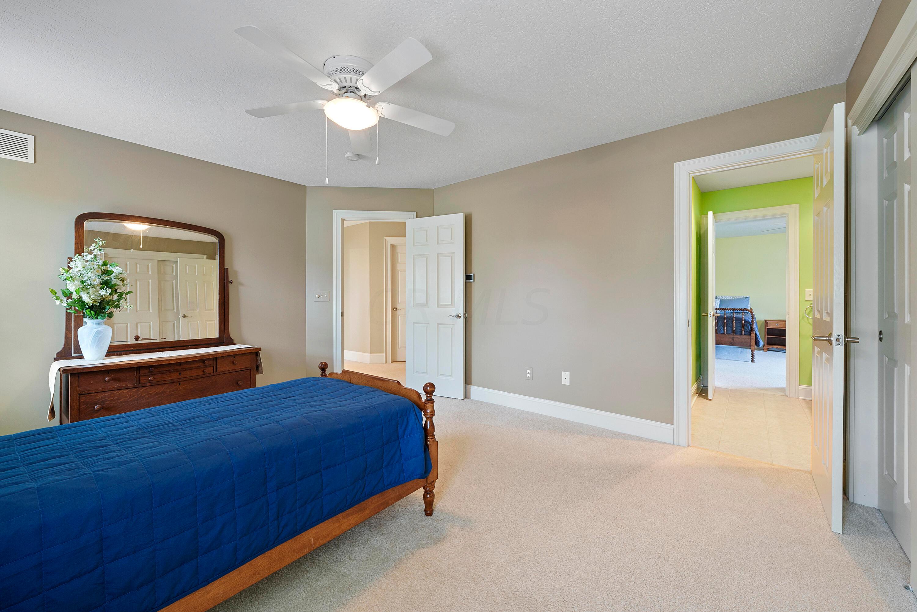 5516 Lynbrook Lane