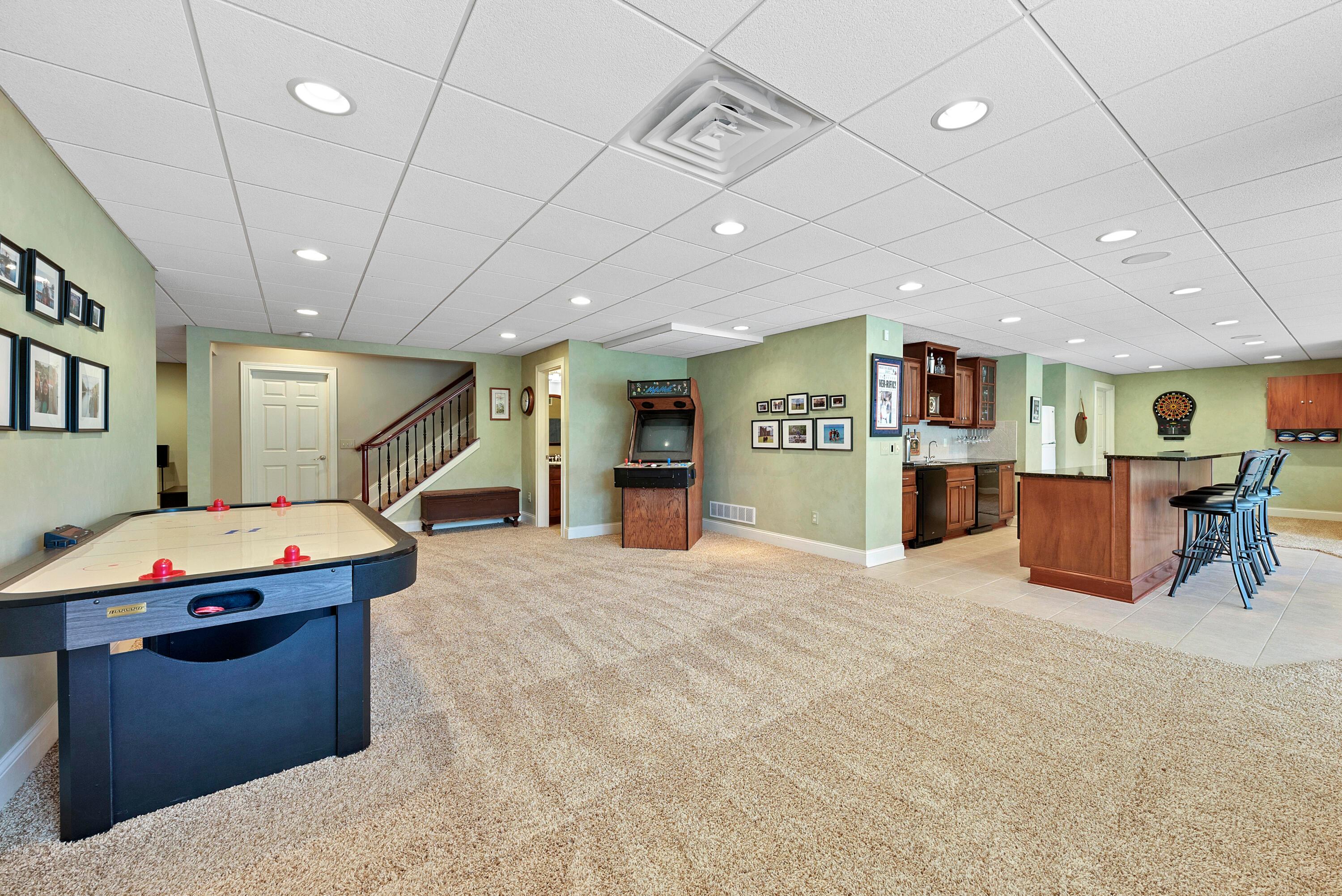 5516 Lynbrook Lane