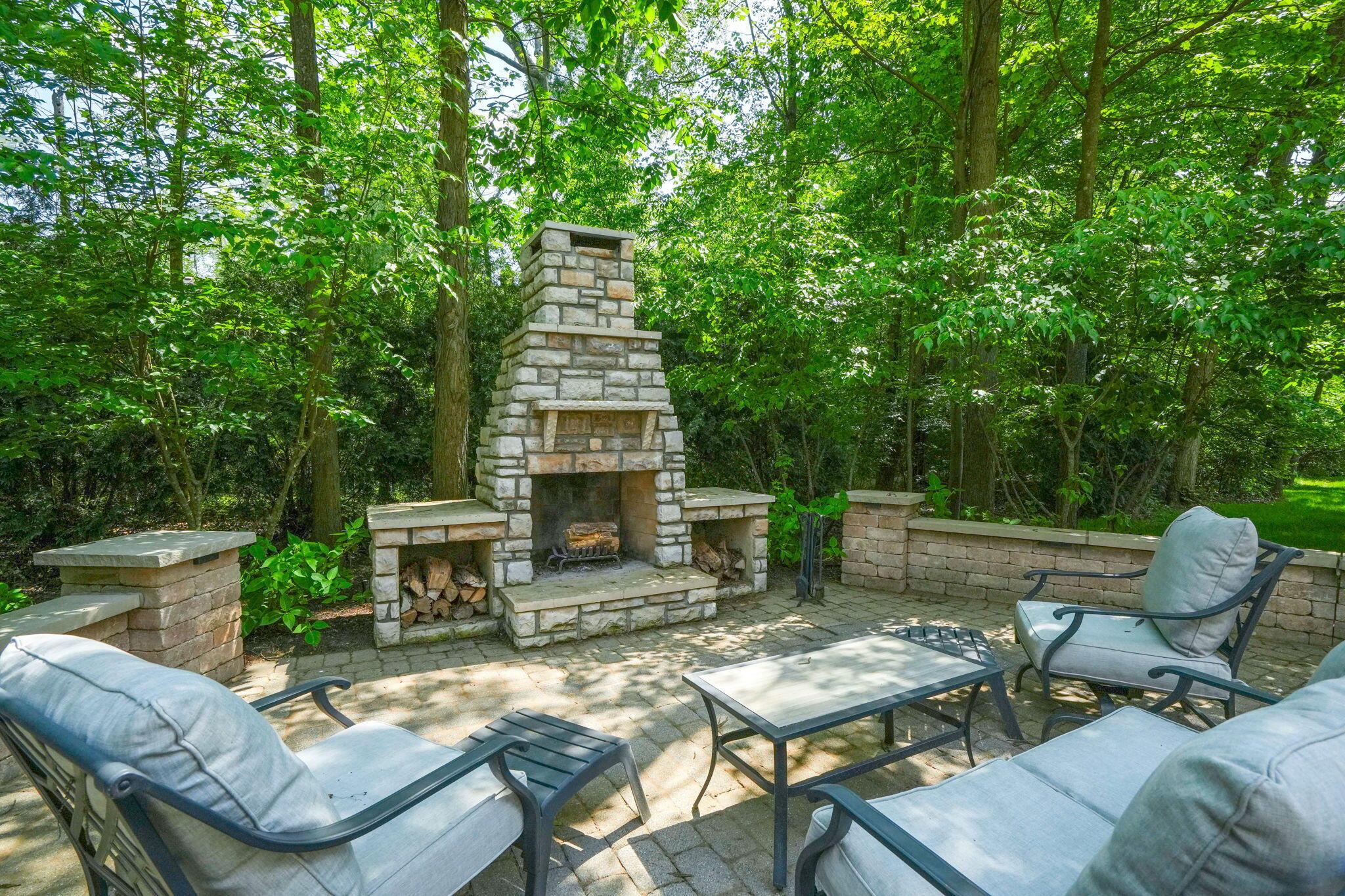 5516 Lynbrook Lane
