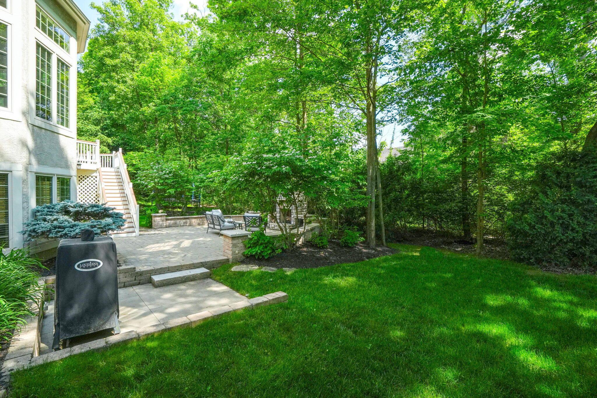 5516 Lynbrook Lane