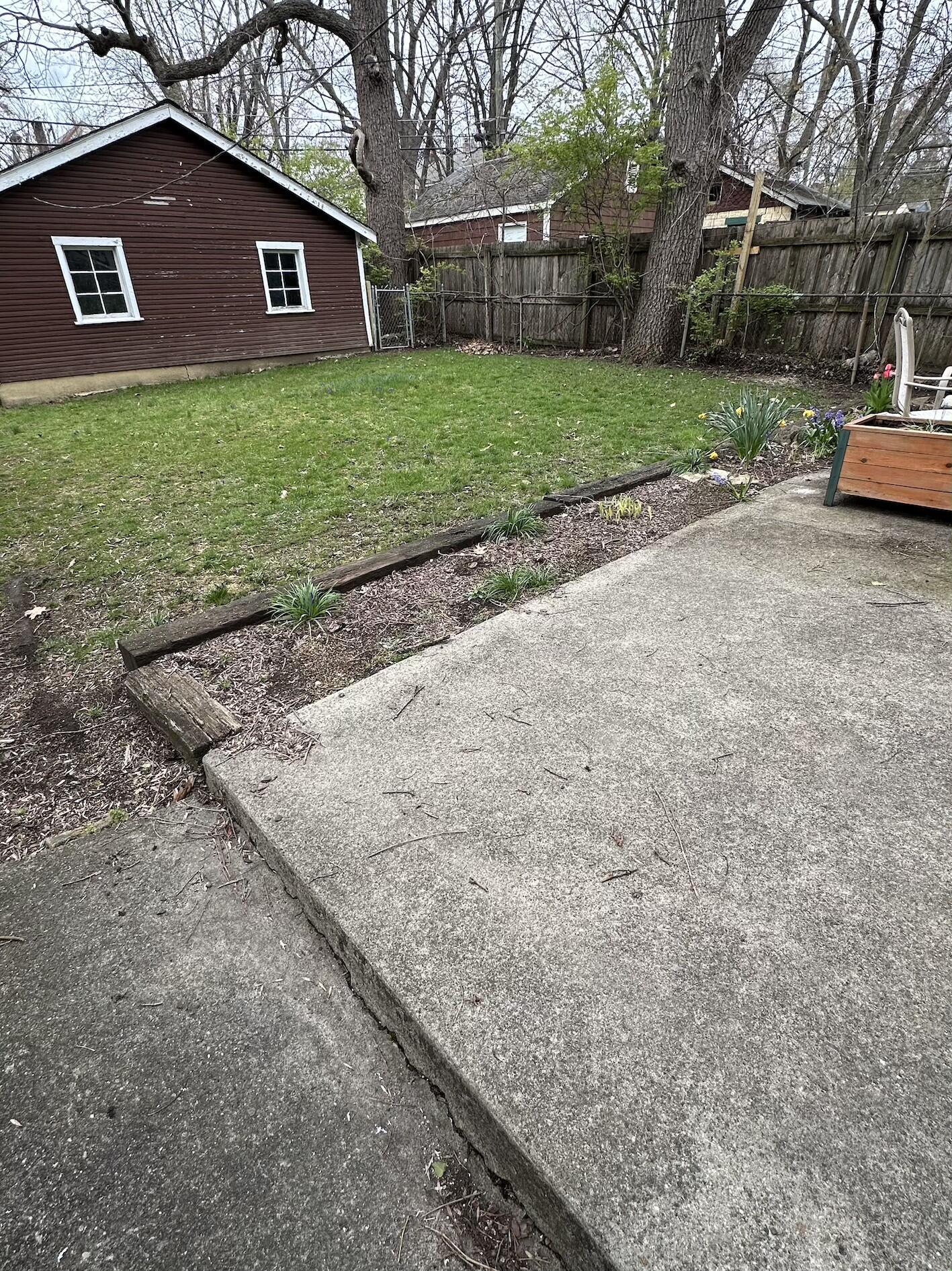 180-182 E Patterson Avenue