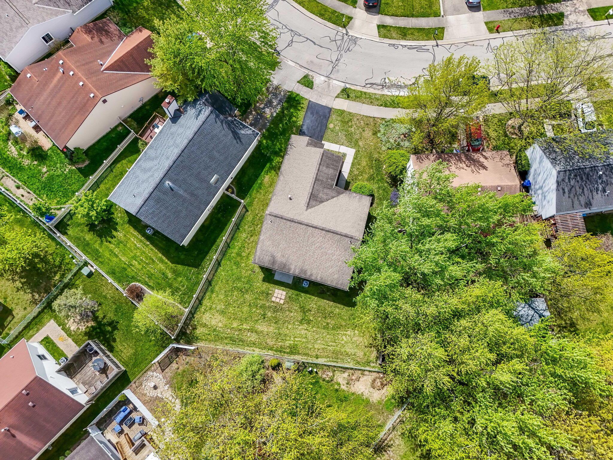 1004 Woodington Road