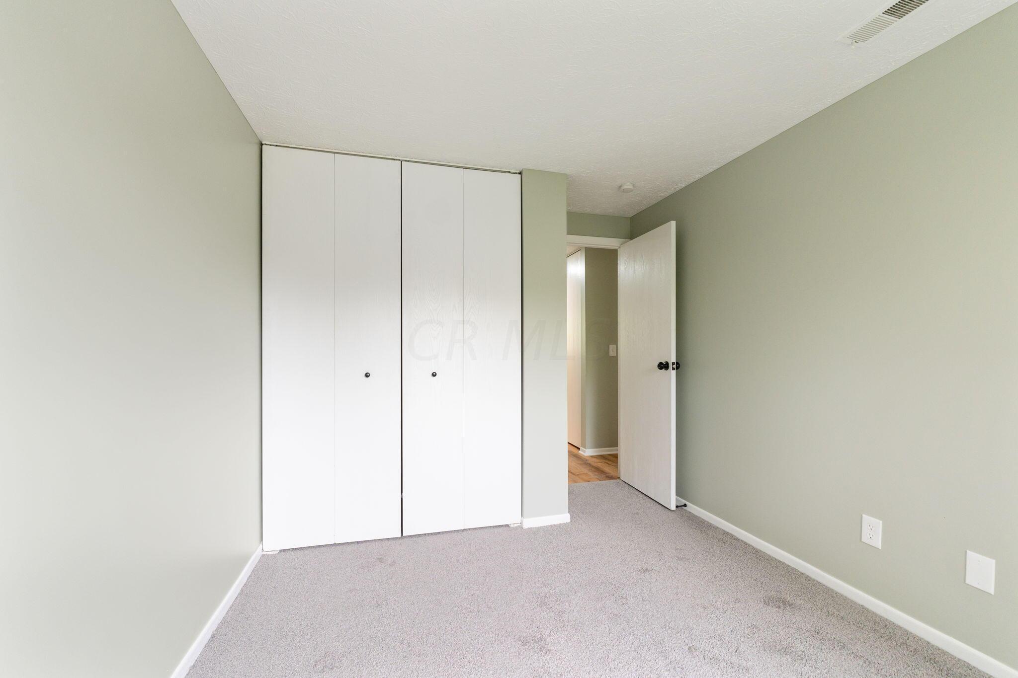 1004 Woodington Road