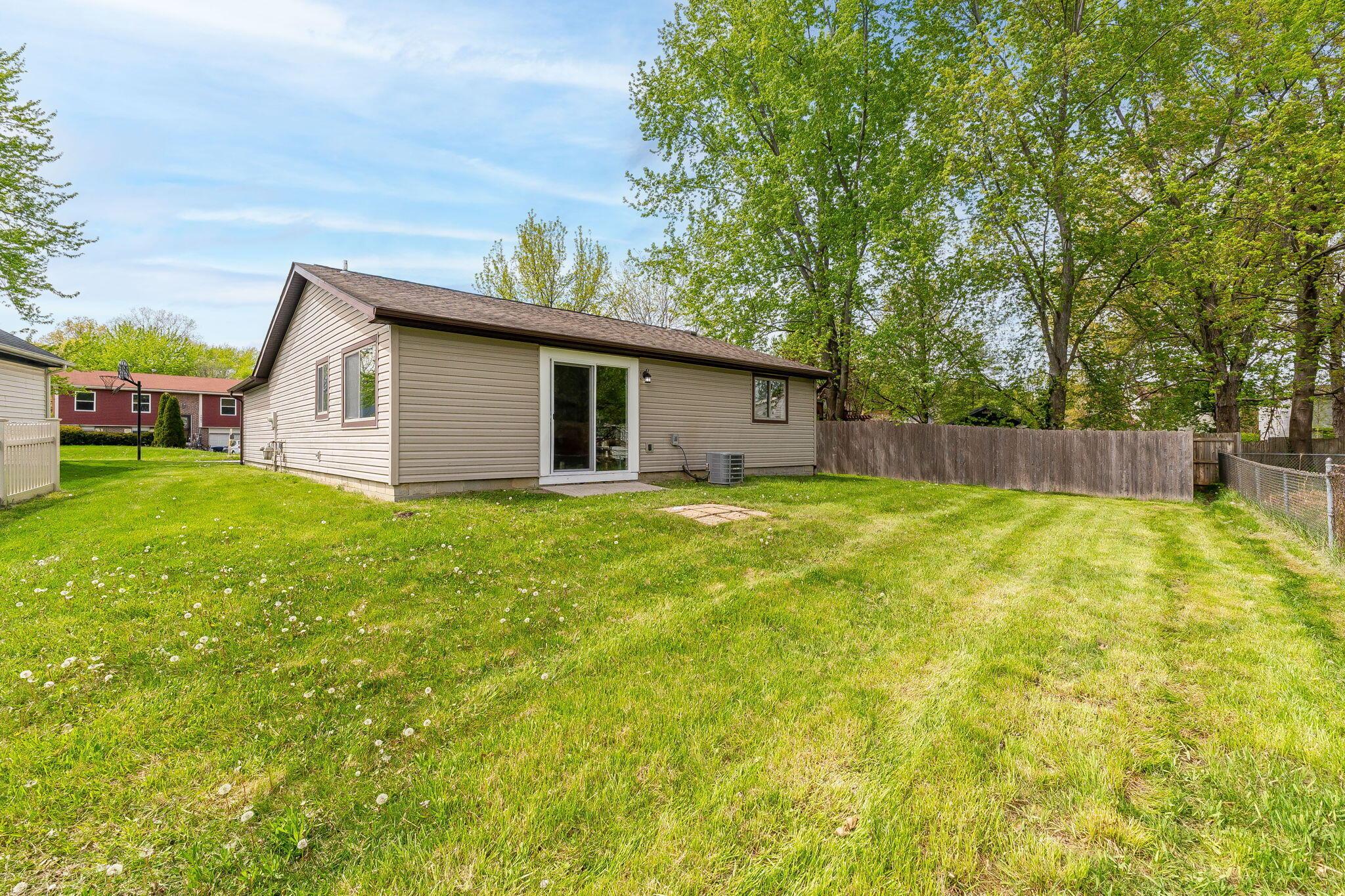 1004 Woodington Road