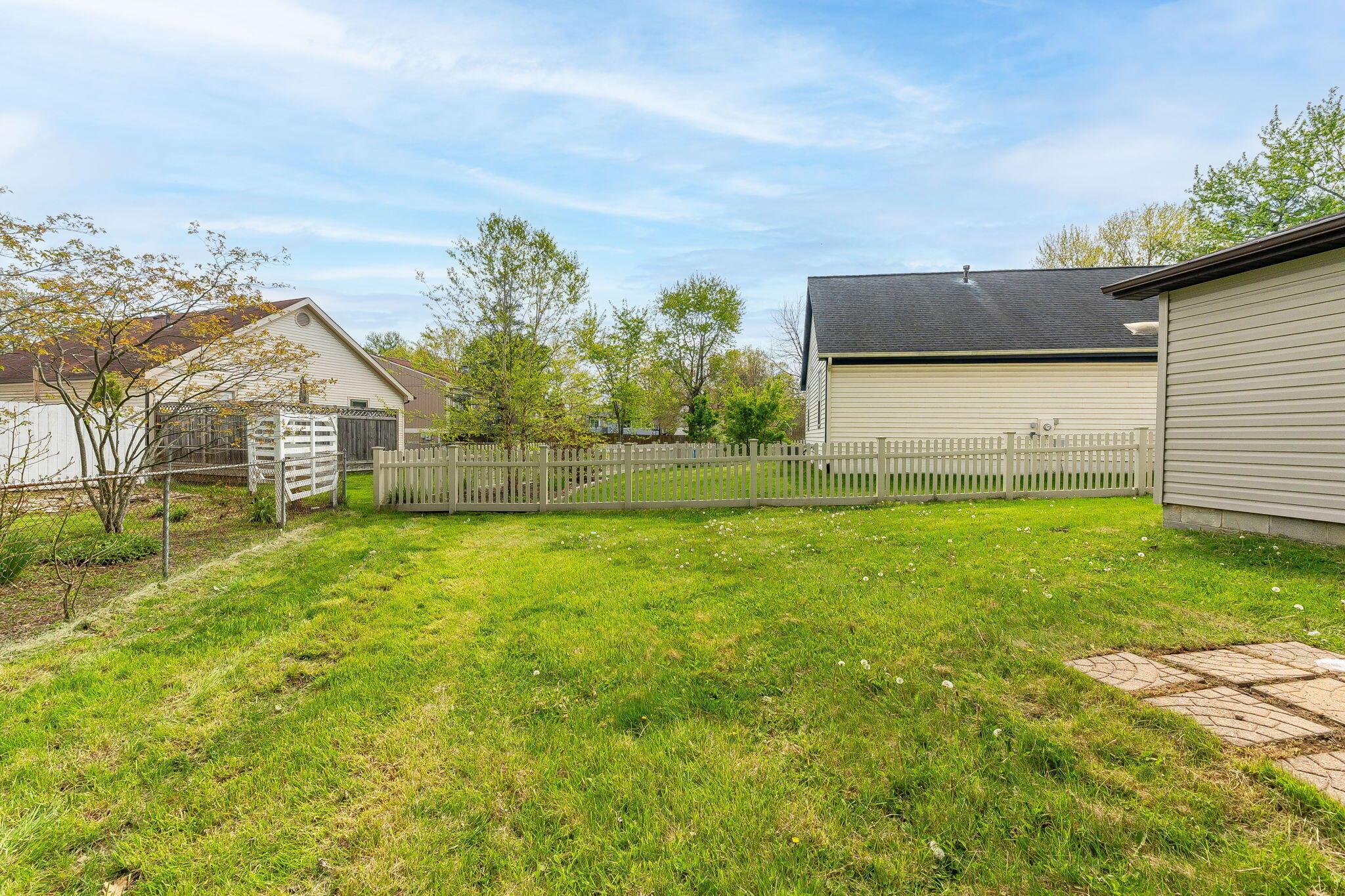 1004 Woodington Road