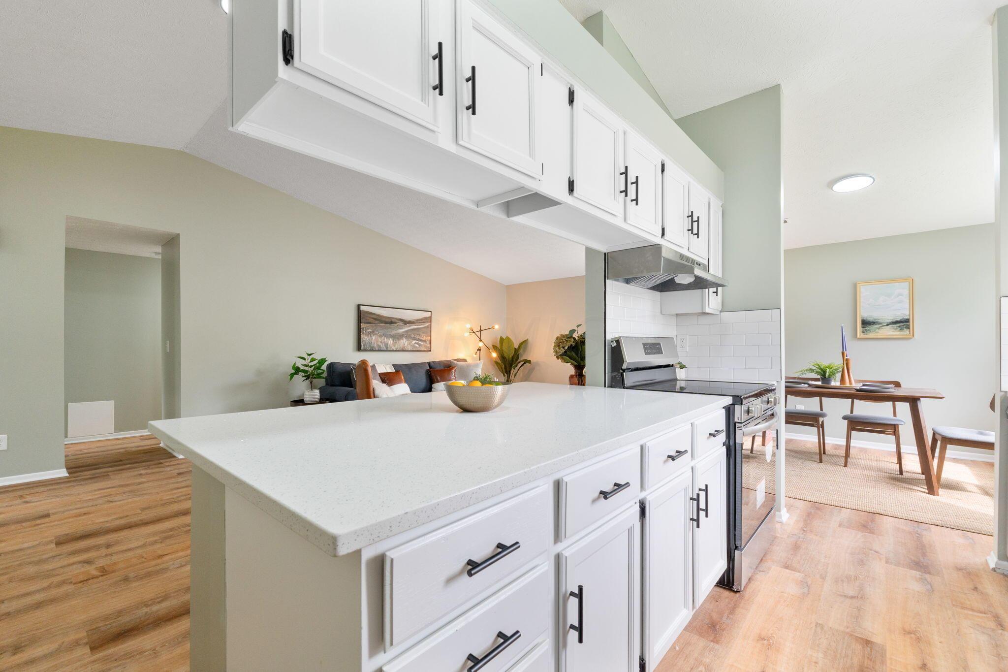 1004 Woodington Road