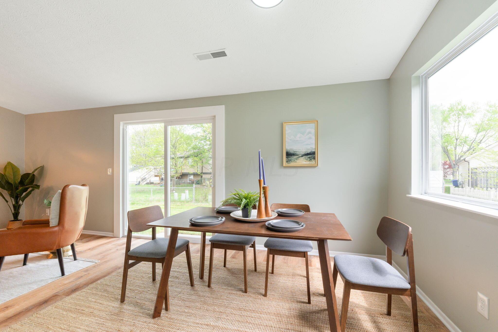 1004 Woodington Road