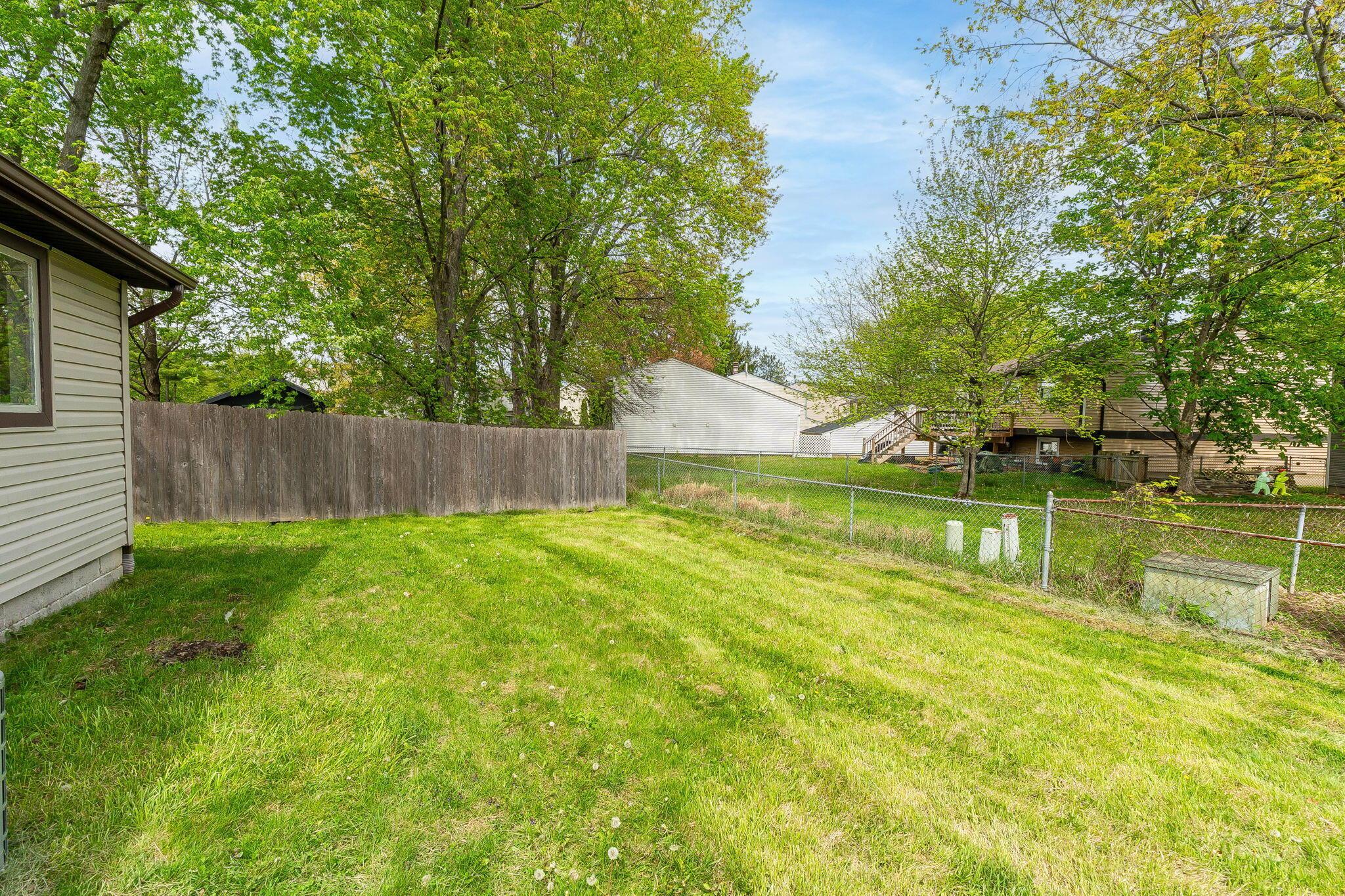 1004 Woodington Road