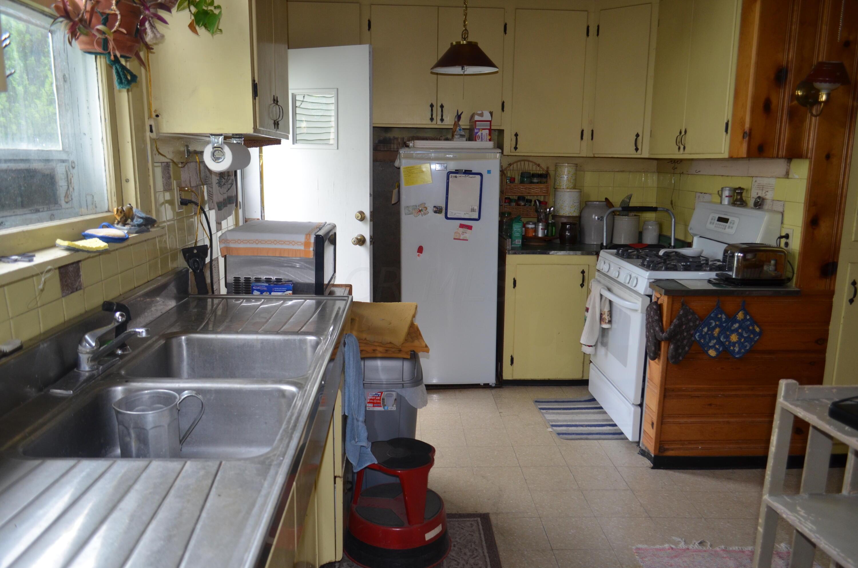 108 W Dublin Granville Road