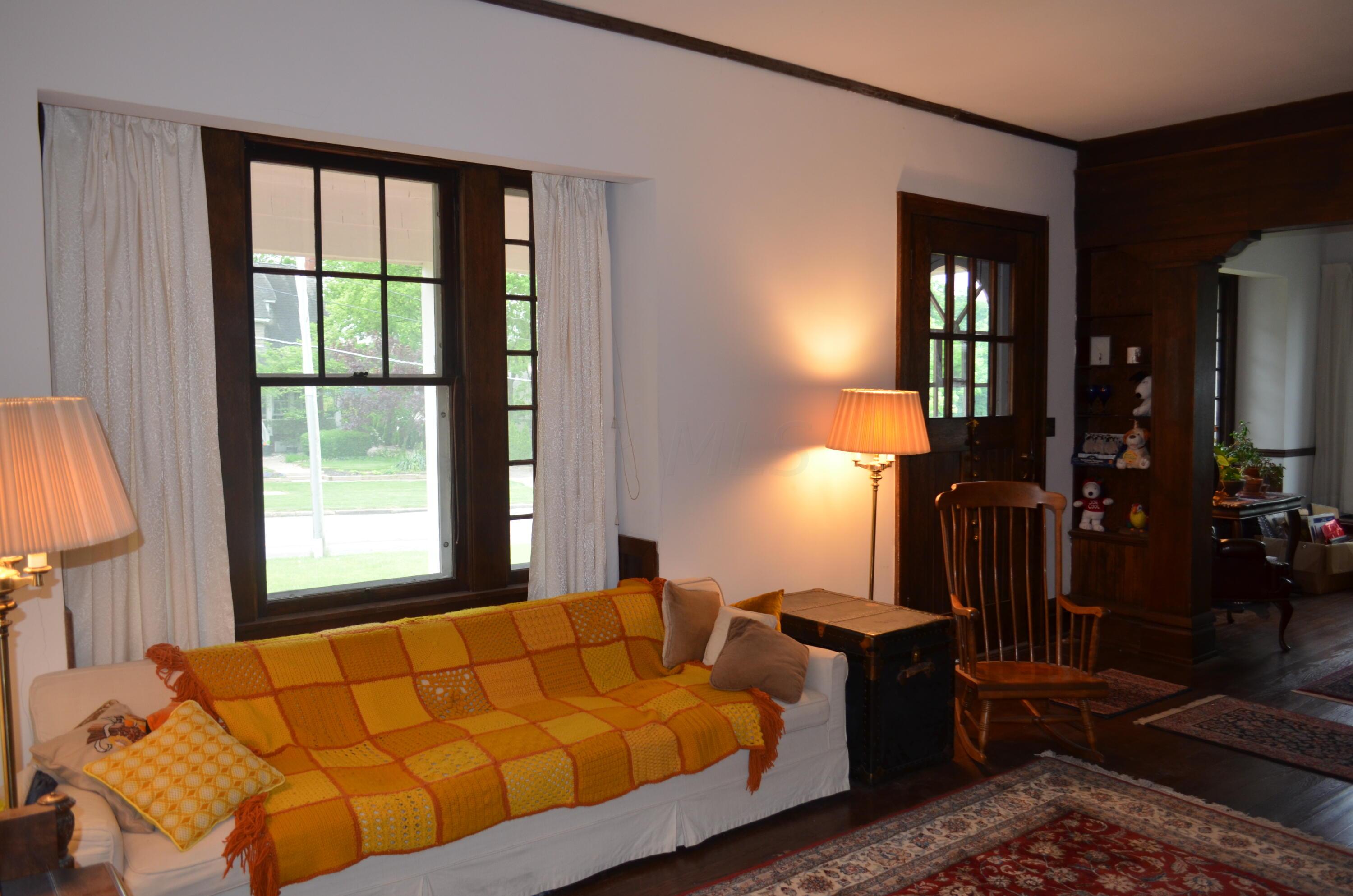 108 W Dublin Granville Road