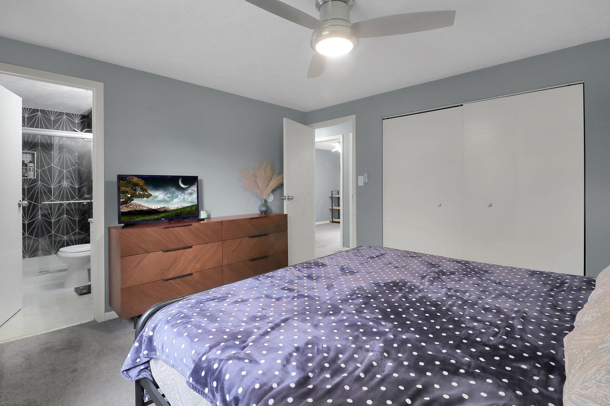 1800 Devilling Court