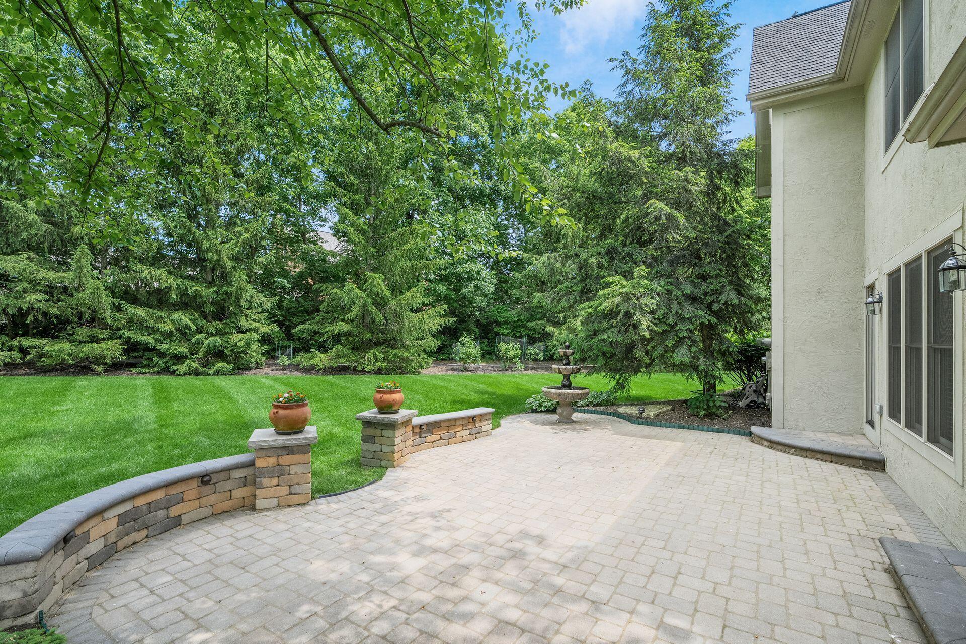 6230 Muirloch Court S