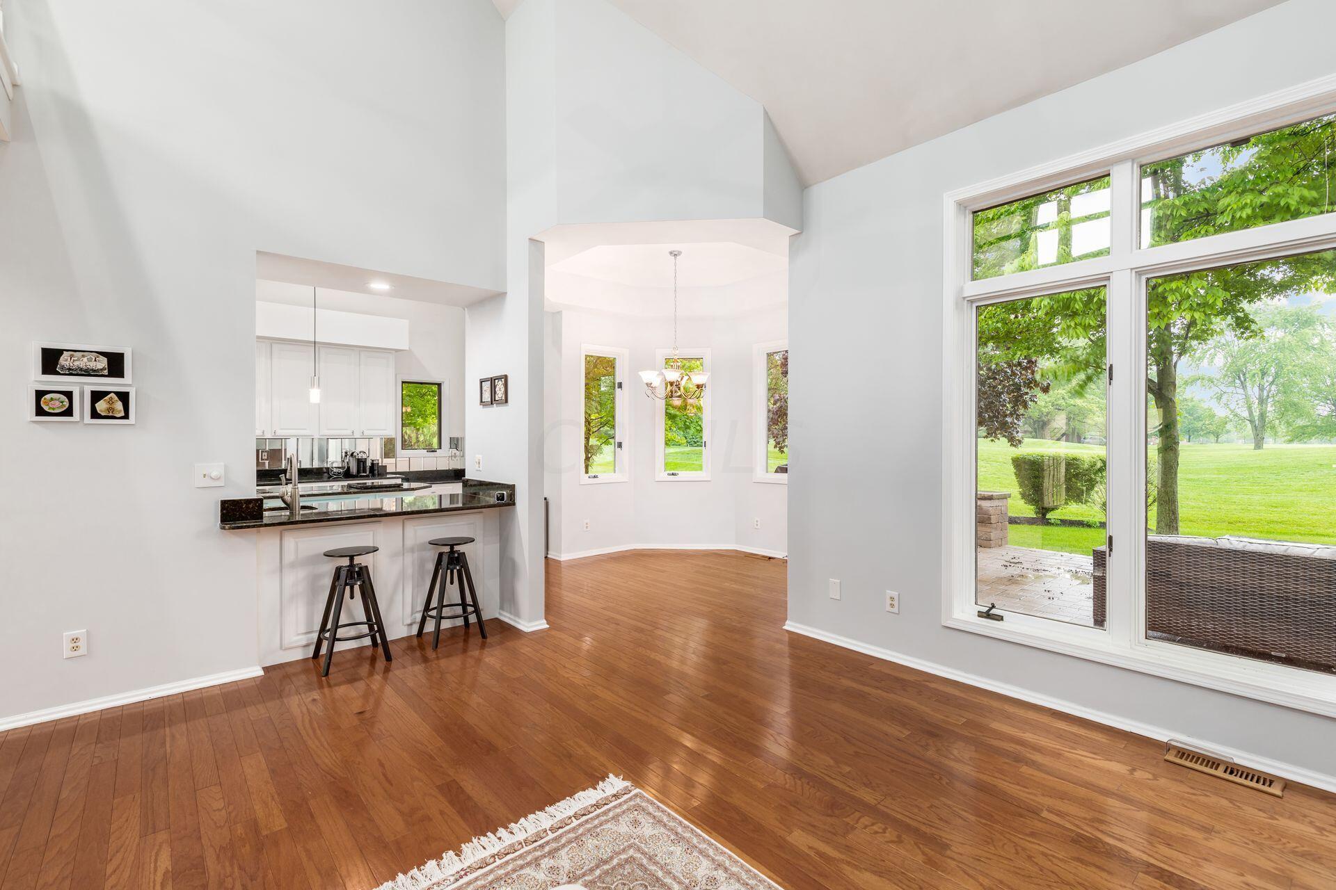 8453 Greenside Drive