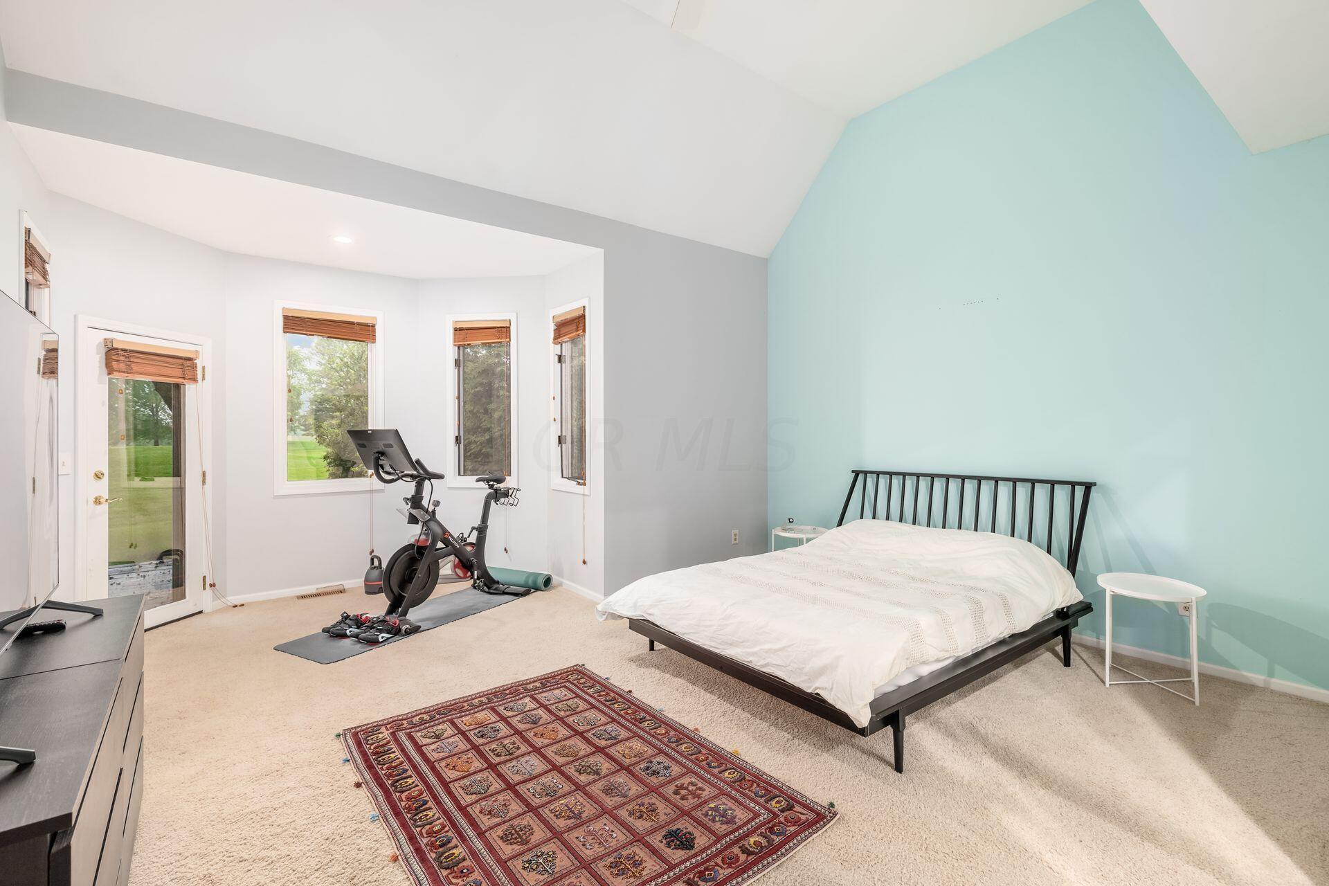 8453 Greenside Drive