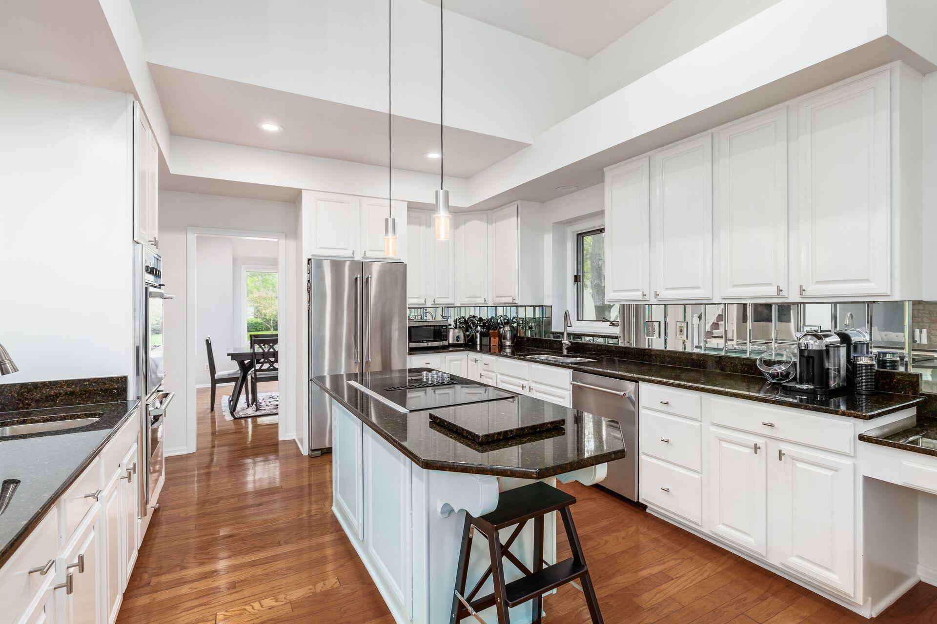 8453 Greenside Drive