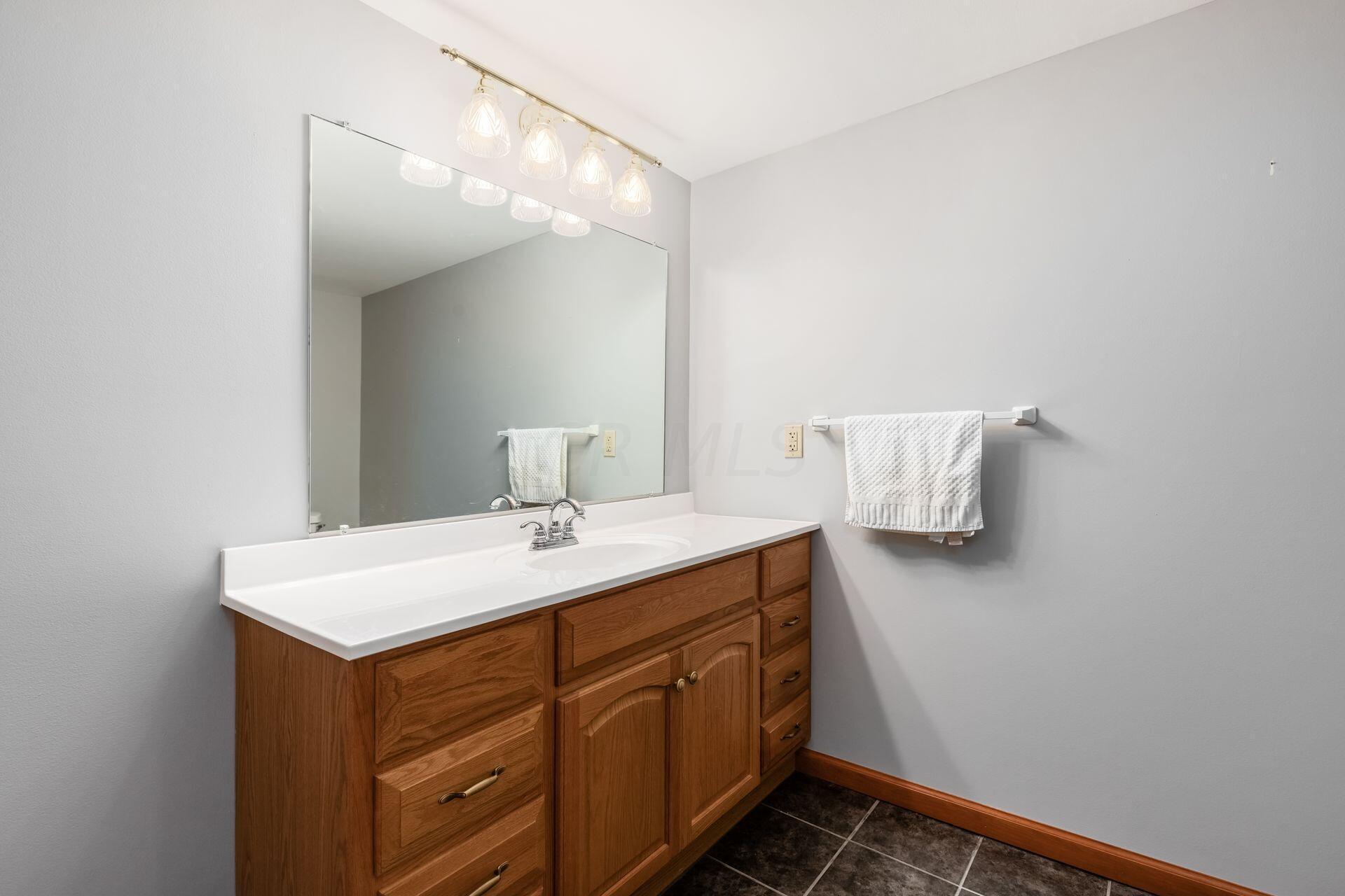 8453 Greenside Drive