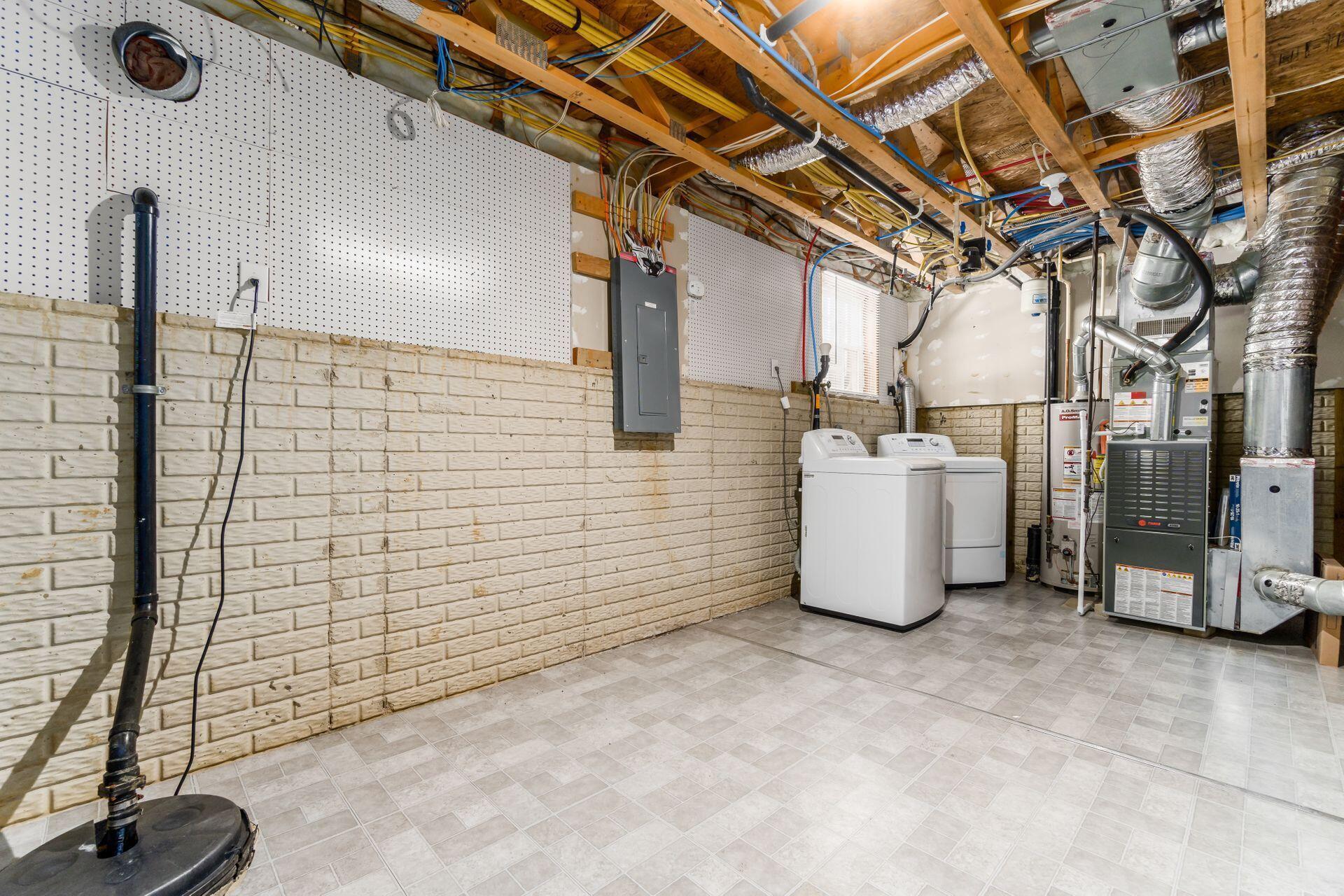 3825 Preserve Crossing Boulevard, 40