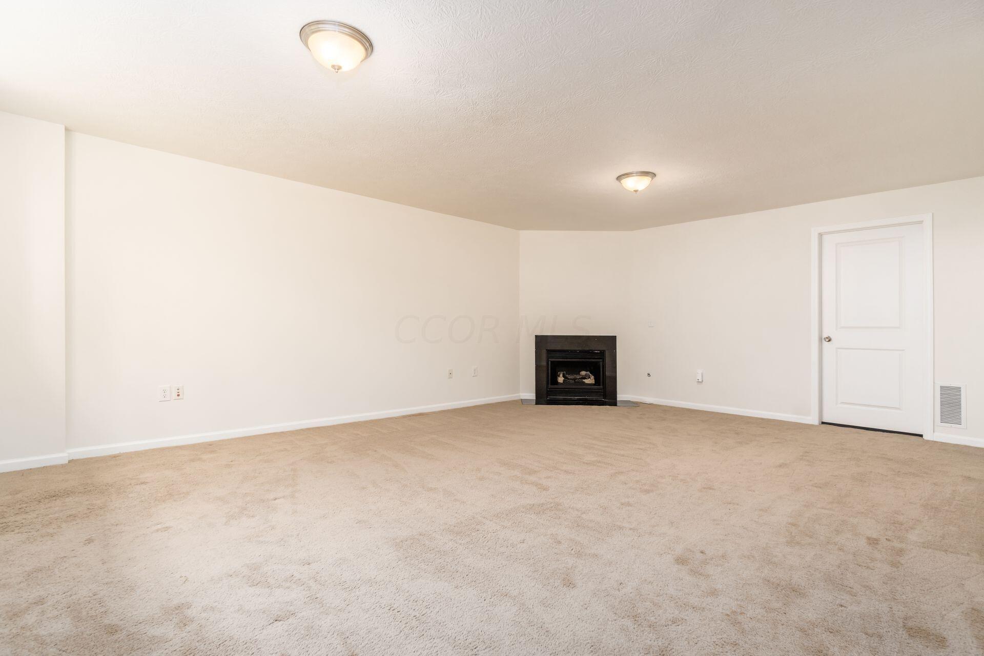 3825 Preserve Crossing Boulevard, 40