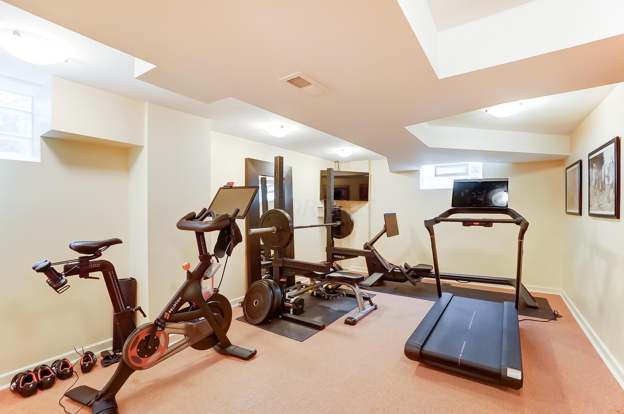 1874 Collingswood Road