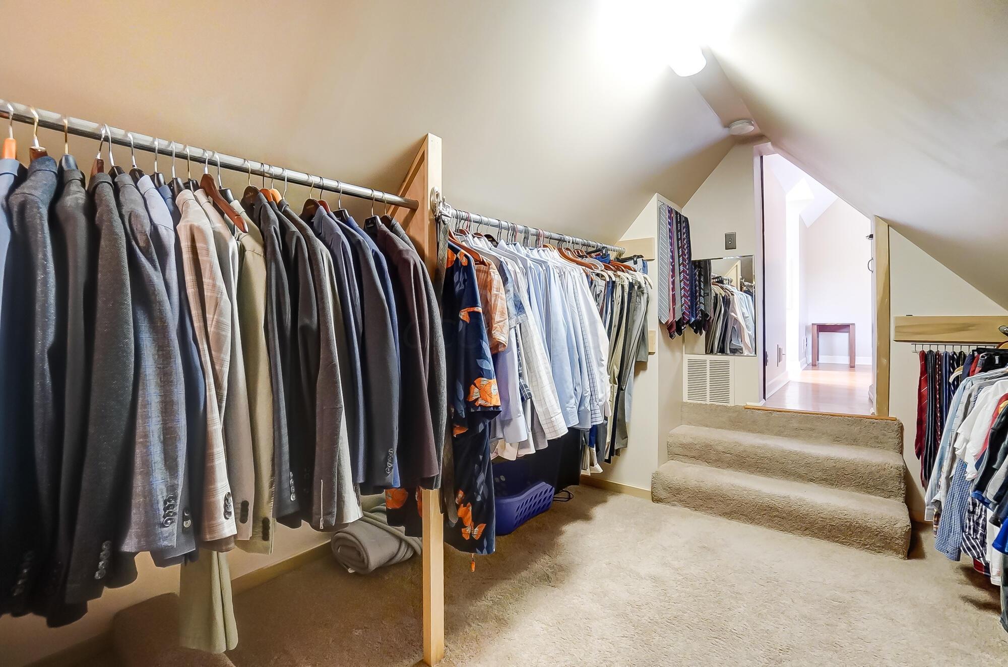 1874 Collingswood Road