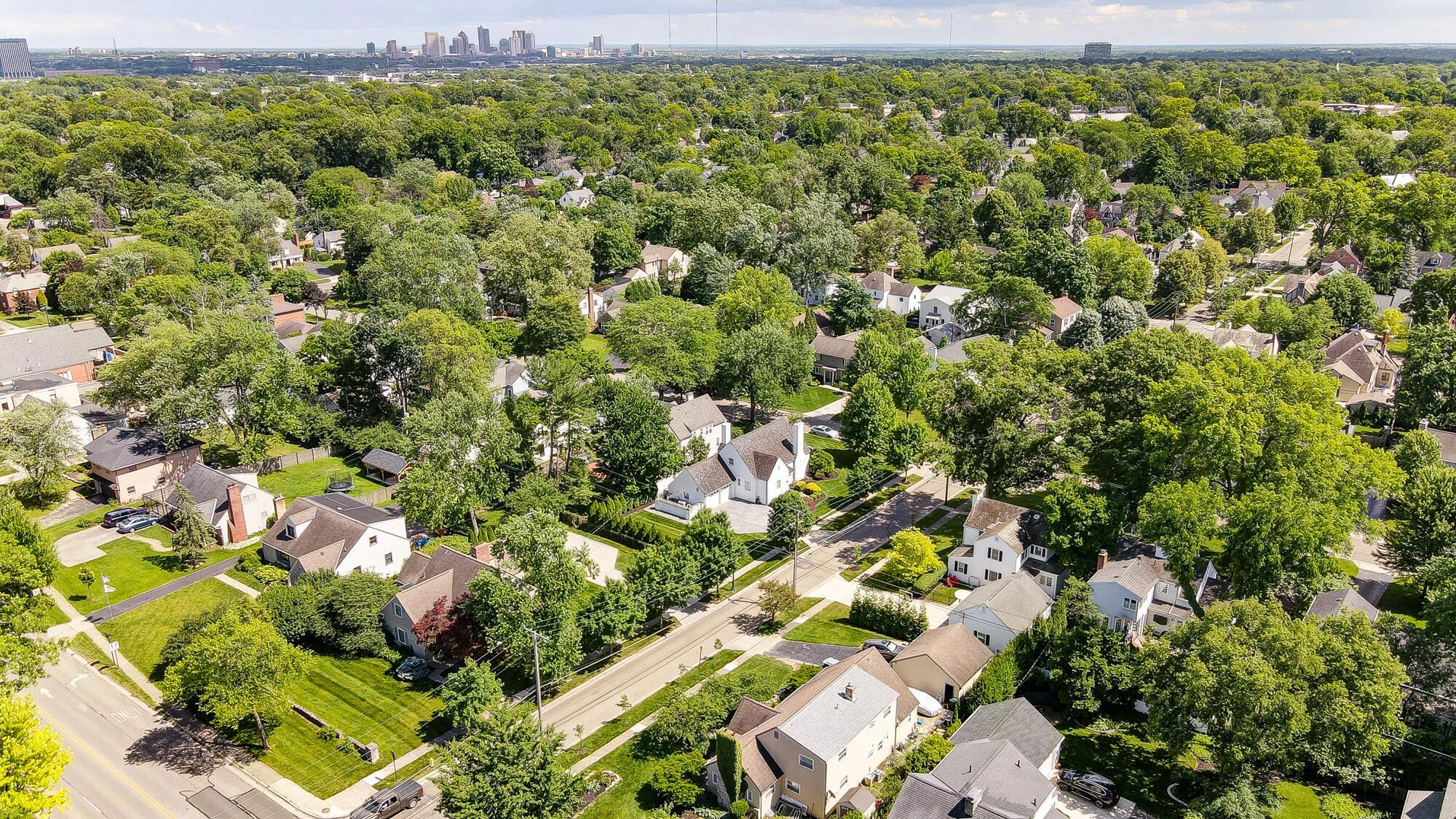 1874 Collingswood Road