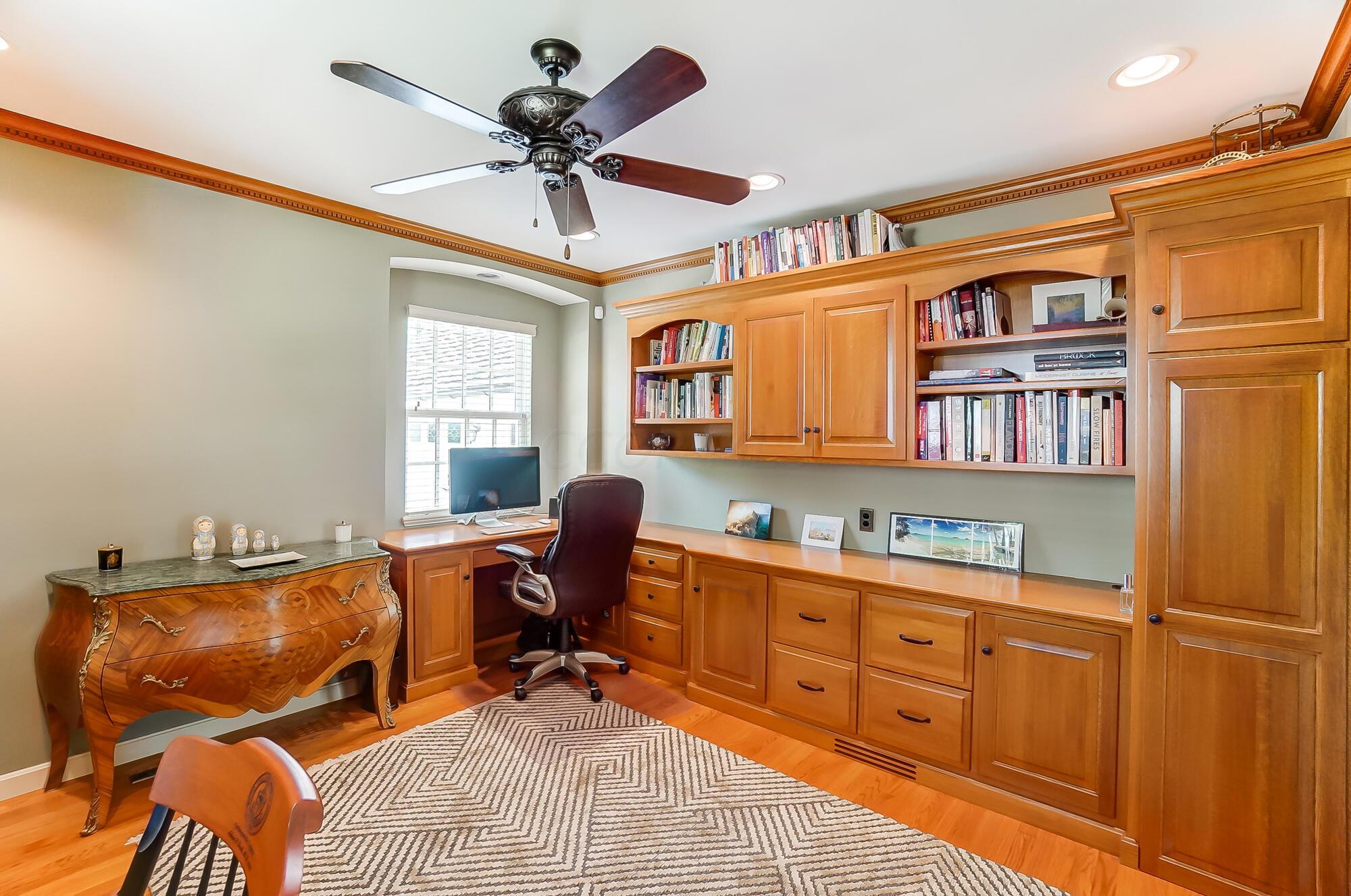 1874 Collingswood Road