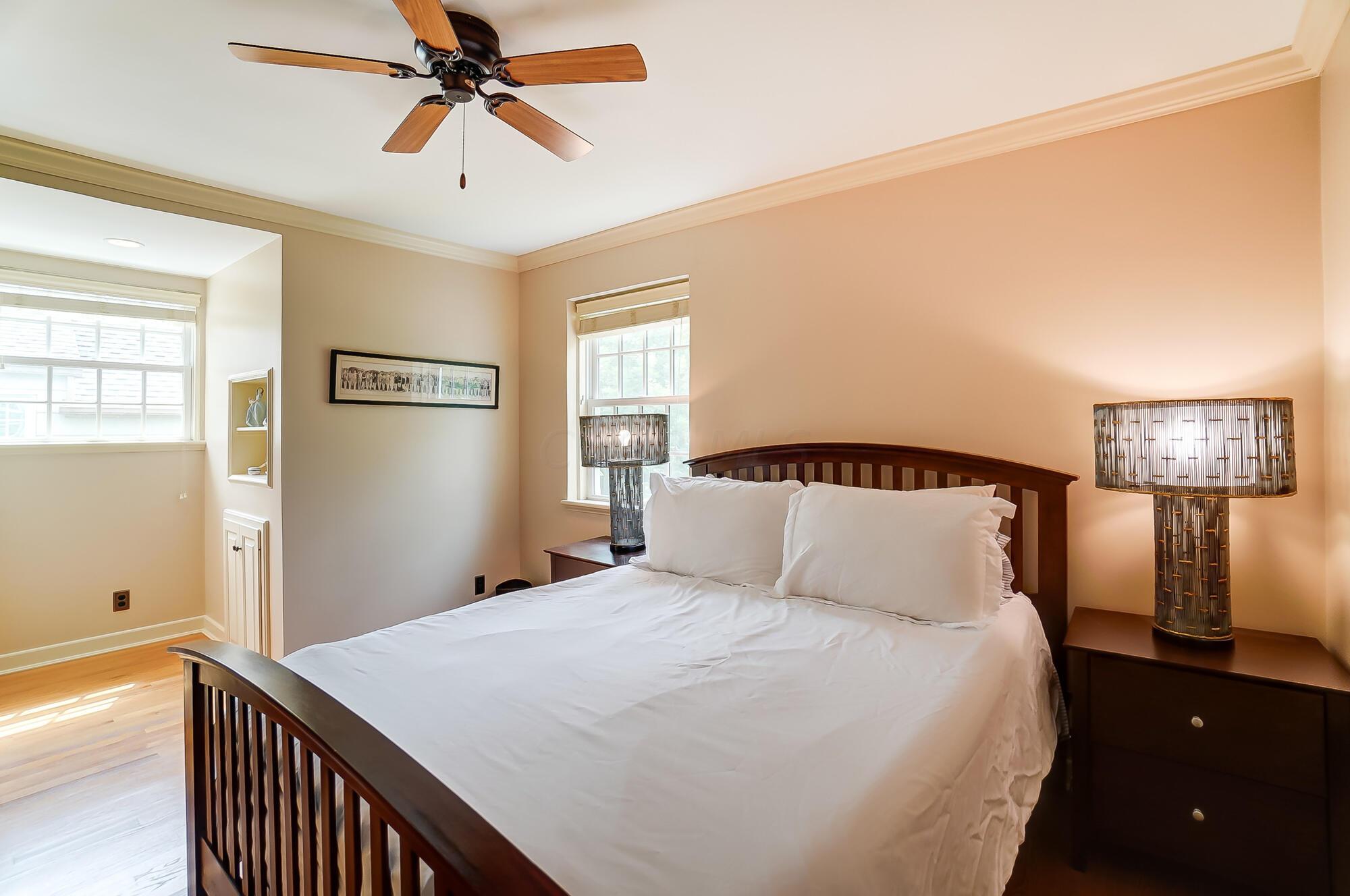 1874 Collingswood Road