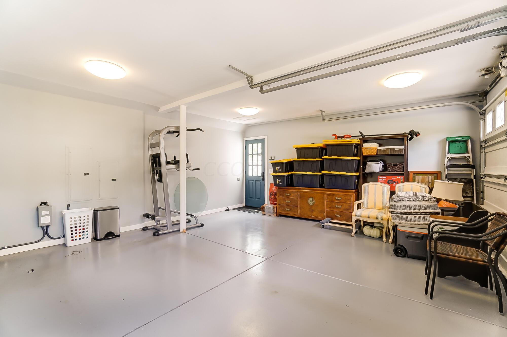 1874 Collingswood Road