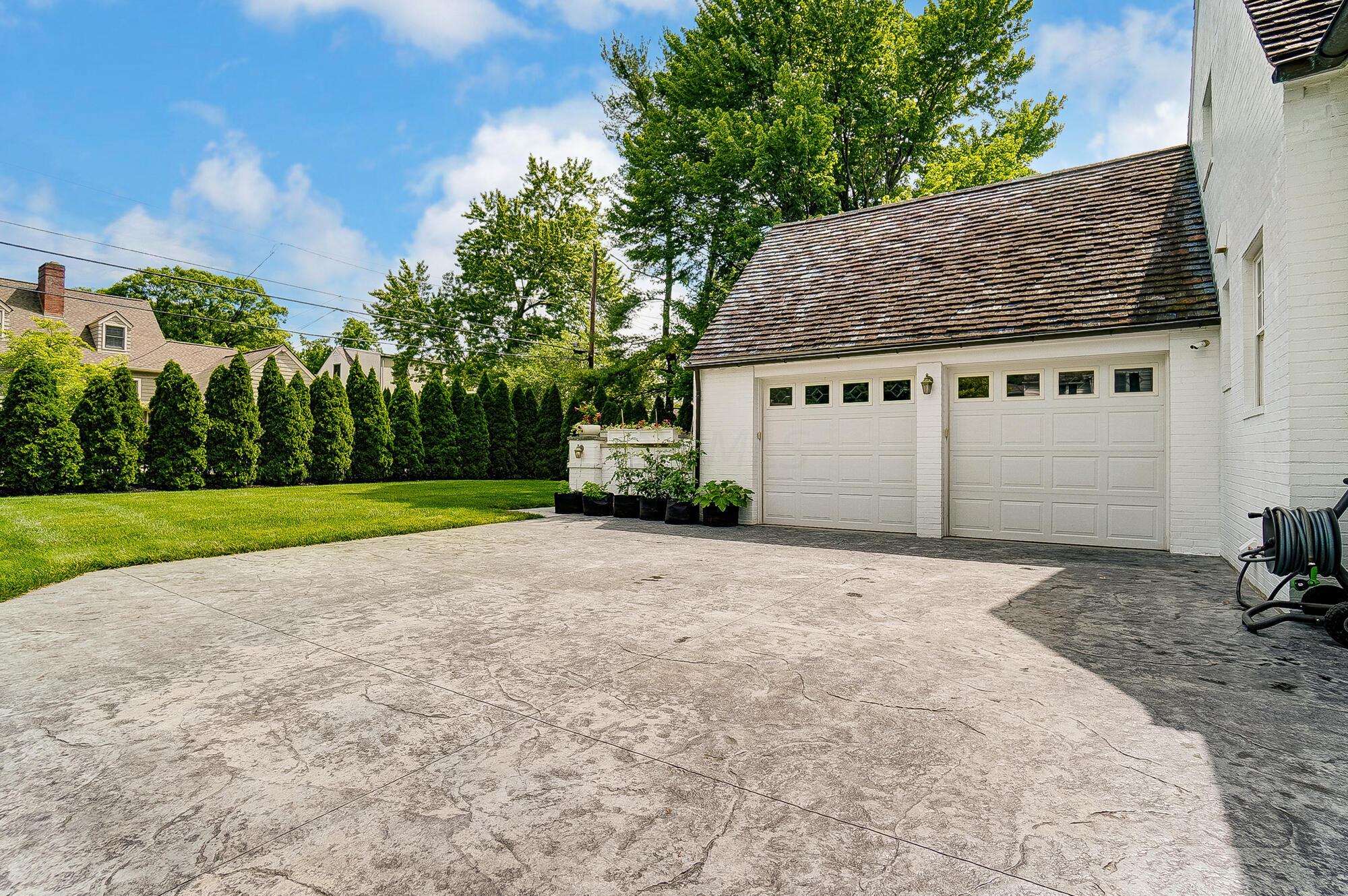 1874 Collingswood Road