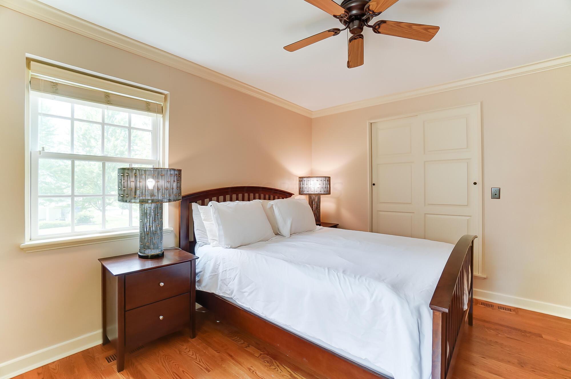 1874 Collingswood Road