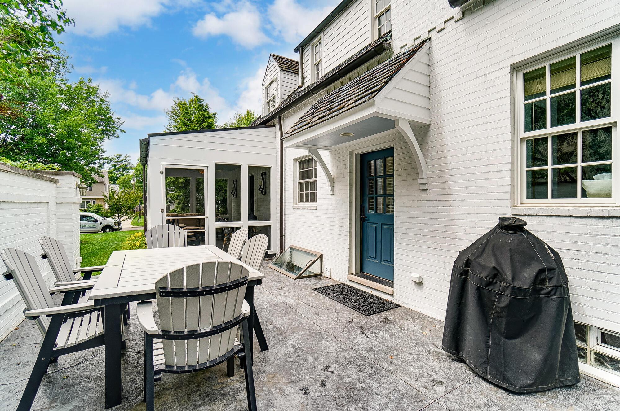 1874 Collingswood Road