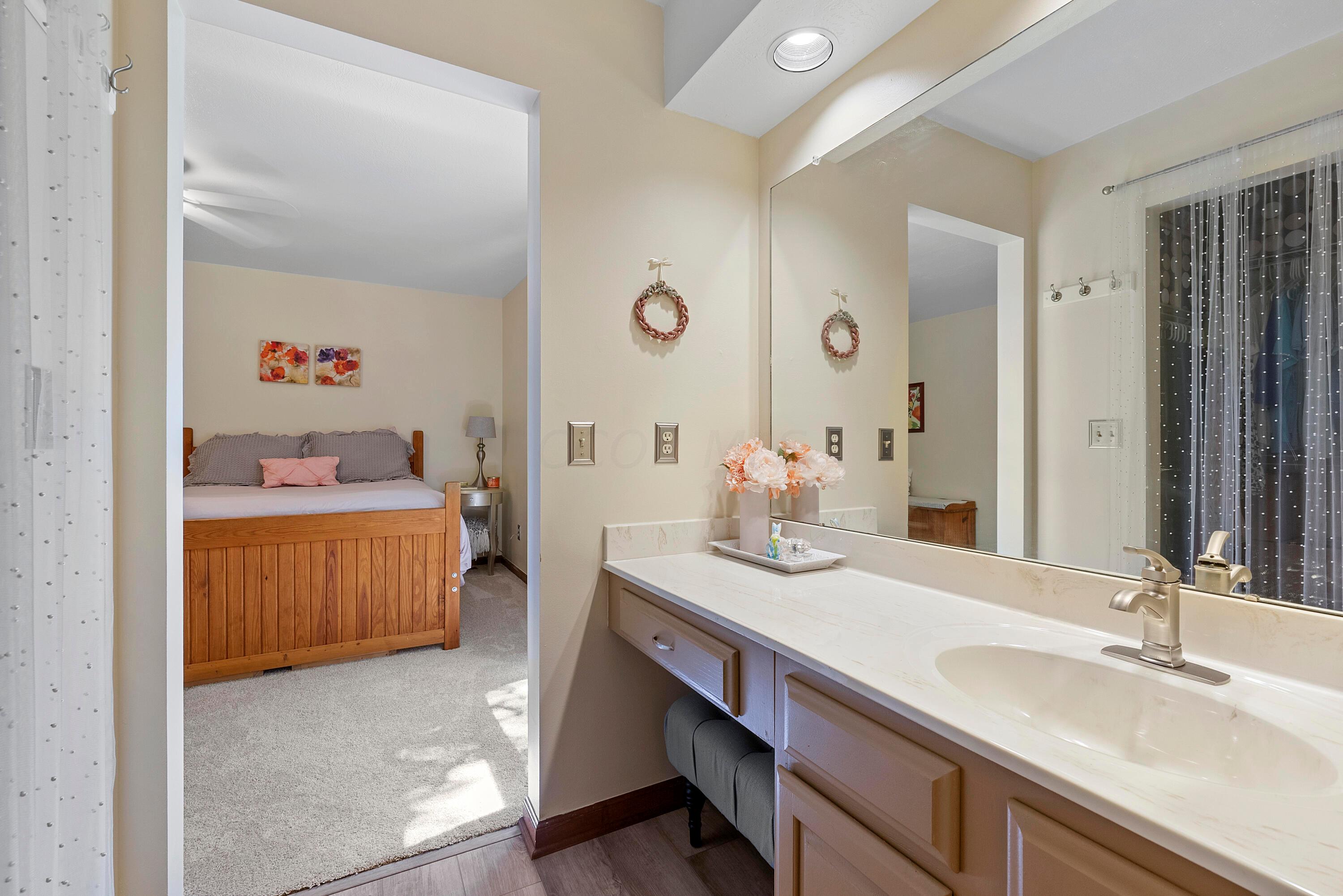 5234 Brandonway Court