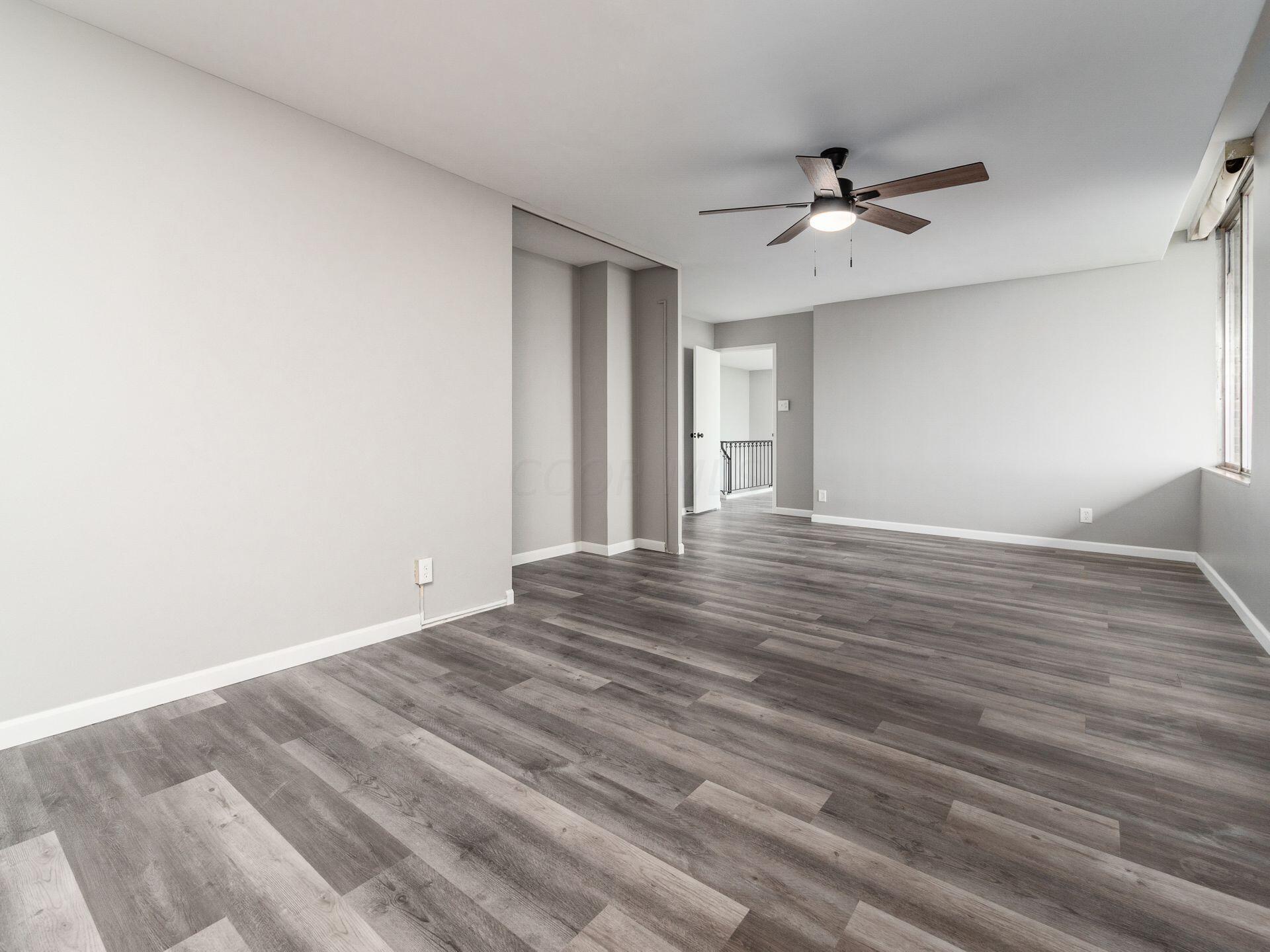 1000 Urlin Avenue, 2222