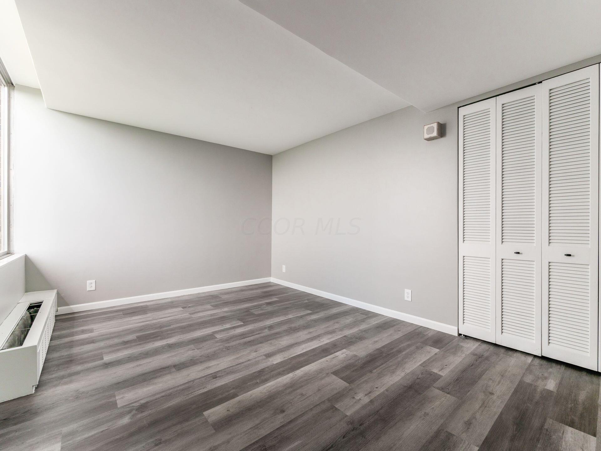 1000 Urlin Avenue, 2222